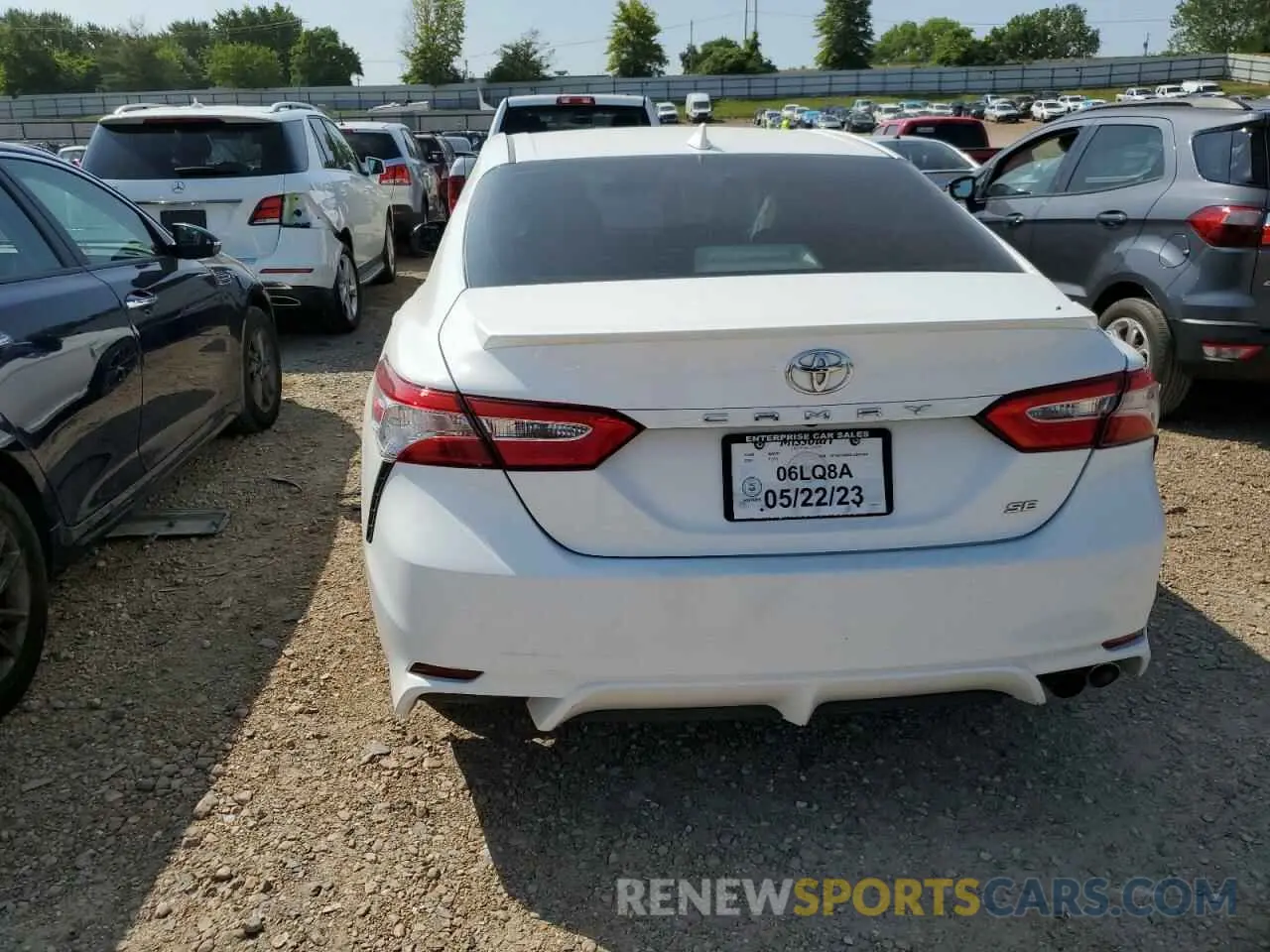 6 fotografías del automóvil dañado 4T1G11AK5LU347236 TOYOTA CAMRY 2020