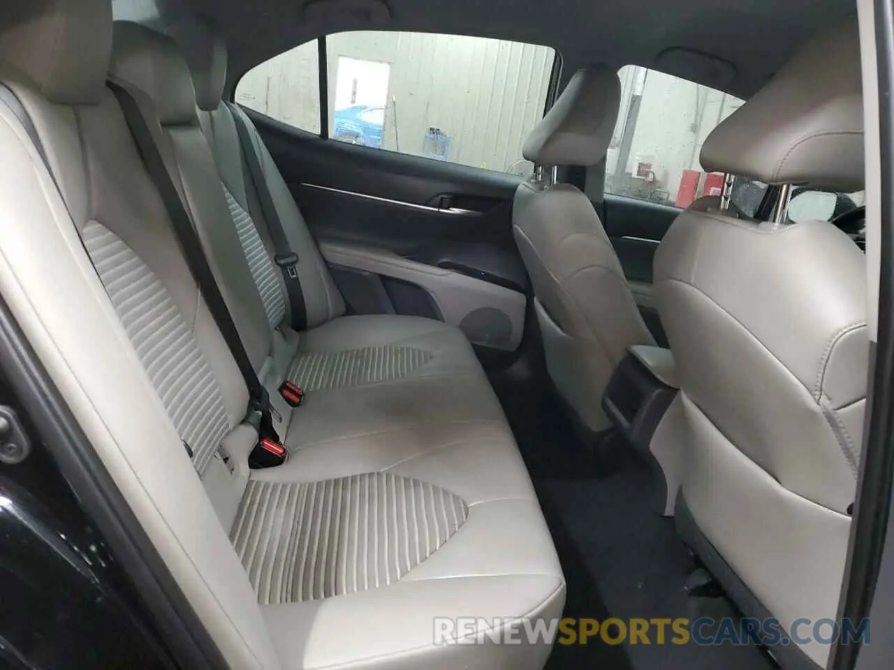 10 fotografías del automóvil dañado 4T1G11AK5LU357572 TOYOTA CAMRY 2020