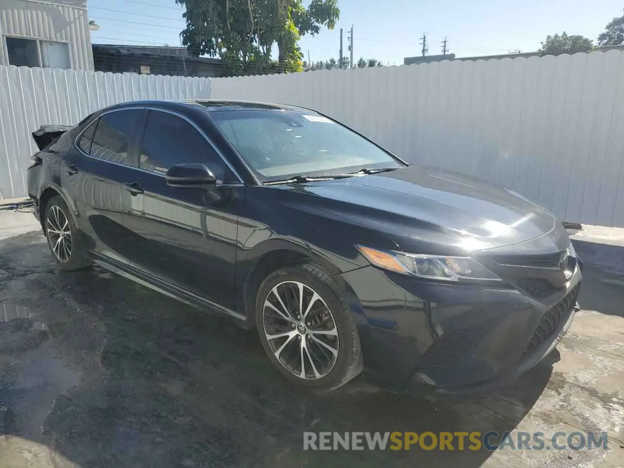 4 fotografías del automóvil dañado 4T1G11AK5LU365753 TOYOTA CAMRY 2020