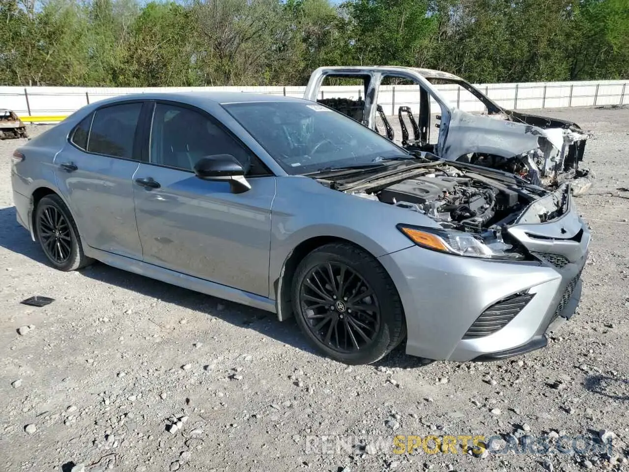 4 fotografías del automóvil dañado 4T1G11AK5LU388076 TOYOTA CAMRY 2020
