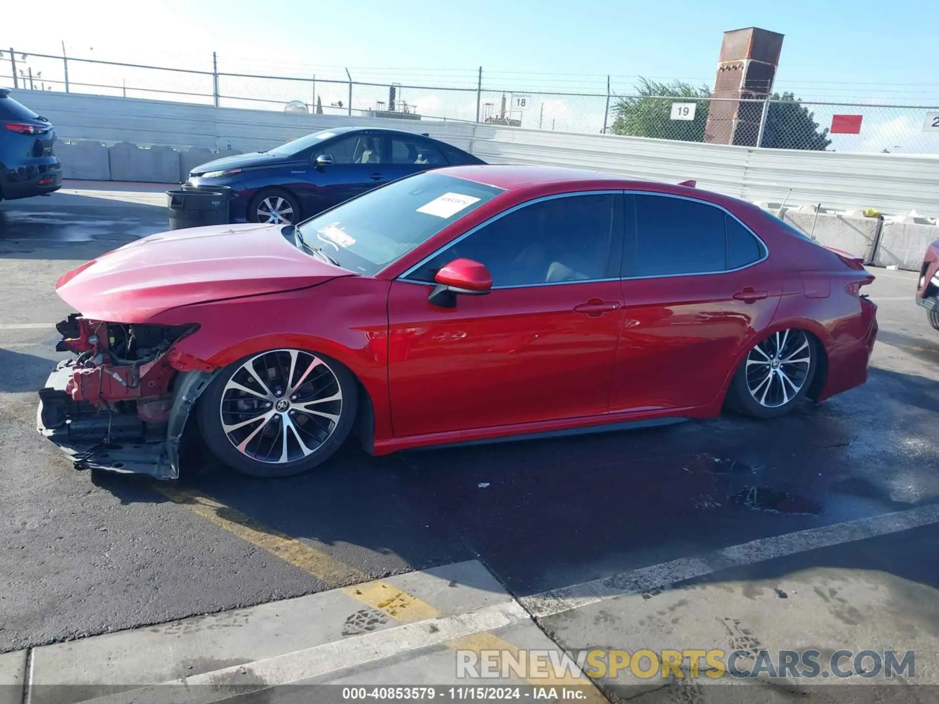 15 fotografías del automóvil dañado 4T1G11AK5LU396713 TOYOTA CAMRY 2020