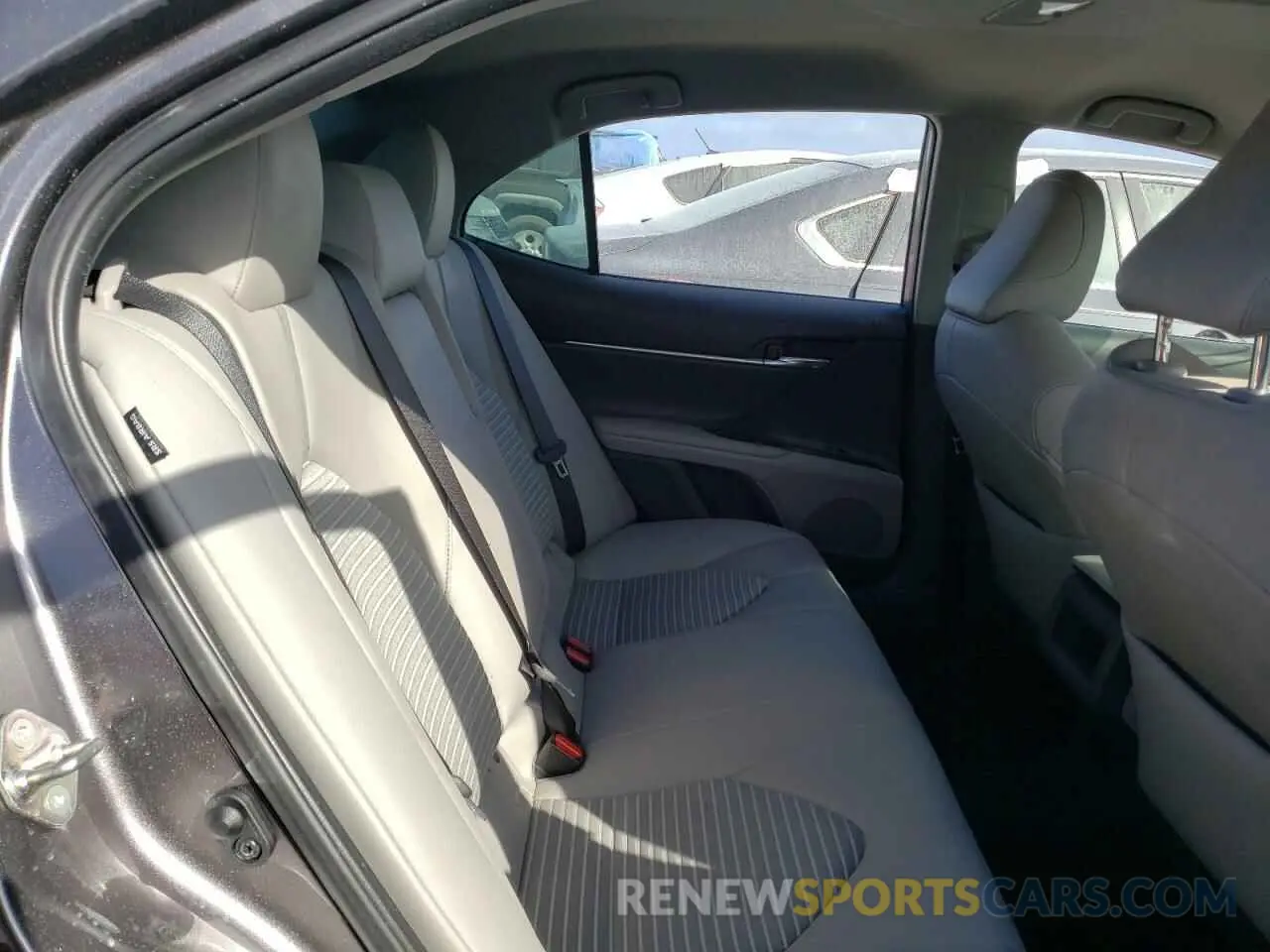 6 fotografías del automóvil dañado 4T1G11AK5LU886116 TOYOTA CAMRY 2020