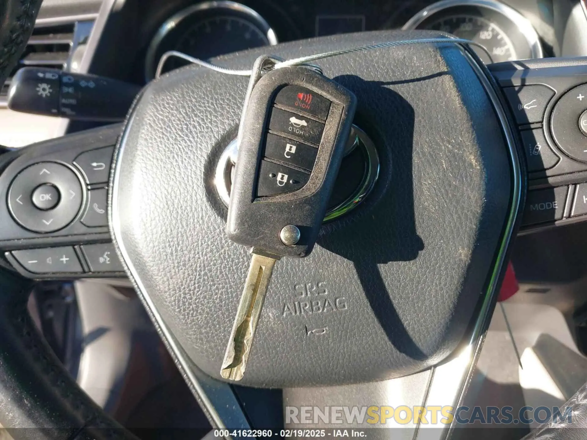 11 fotografías del automóvil dañado 4T1G11AK5LU888478 TOYOTA CAMRY 2020