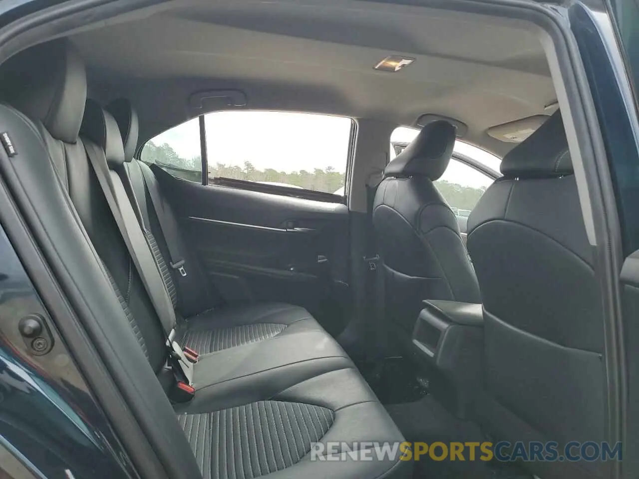 10 fotografías del automóvil dañado 4T1G11AK5LU893535 TOYOTA CAMRY 2020