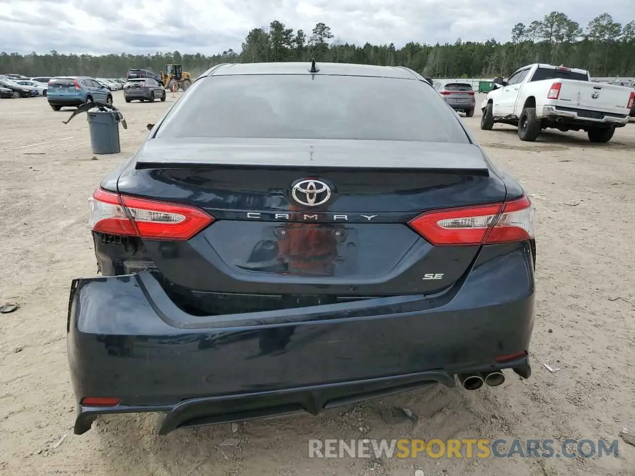 6 fotografías del automóvil dañado 4T1G11AK5LU893535 TOYOTA CAMRY 2020