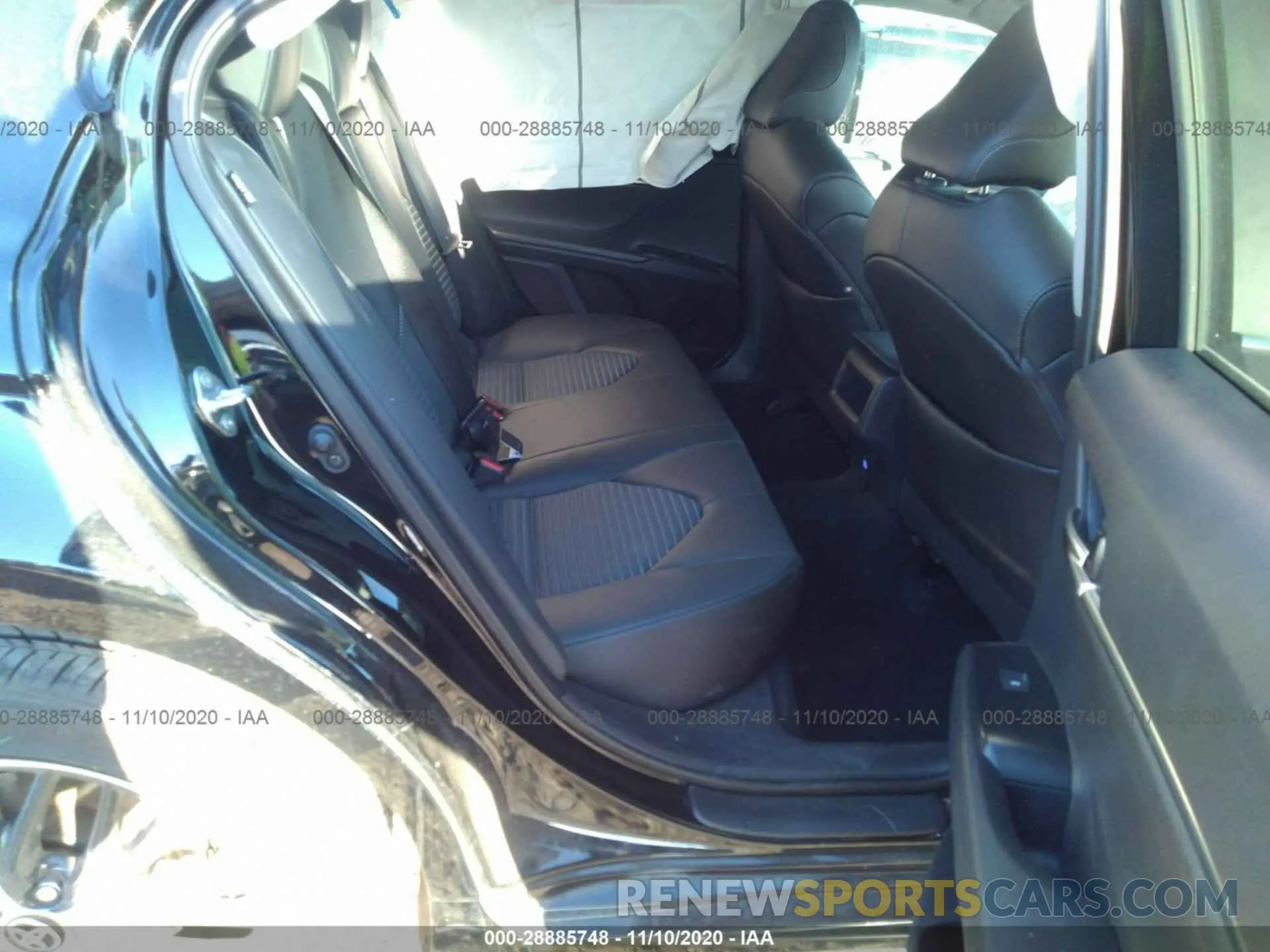 8 fotografías del automóvil dañado 4T1G11AK5LU960067 TOYOTA CAMRY 2020
