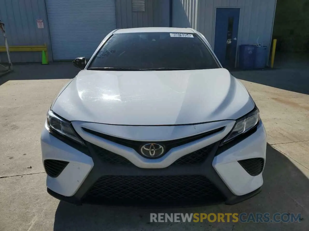 5 fotografías del automóvil dañado 4T1G11AK5LU968119 TOYOTA CAMRY 2020