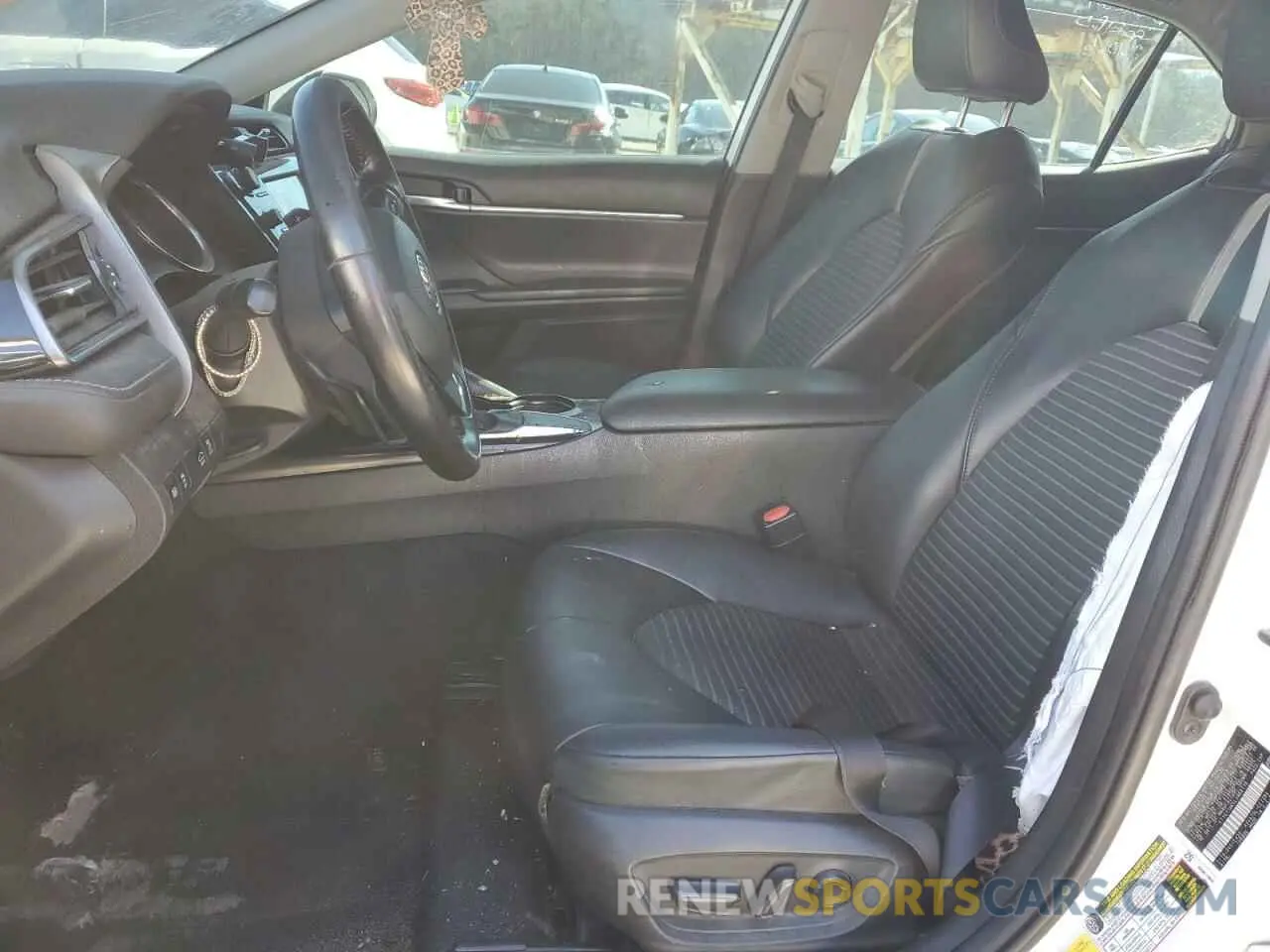 7 fotografías del automóvil dañado 4T1G11AK5LU968119 TOYOTA CAMRY 2020