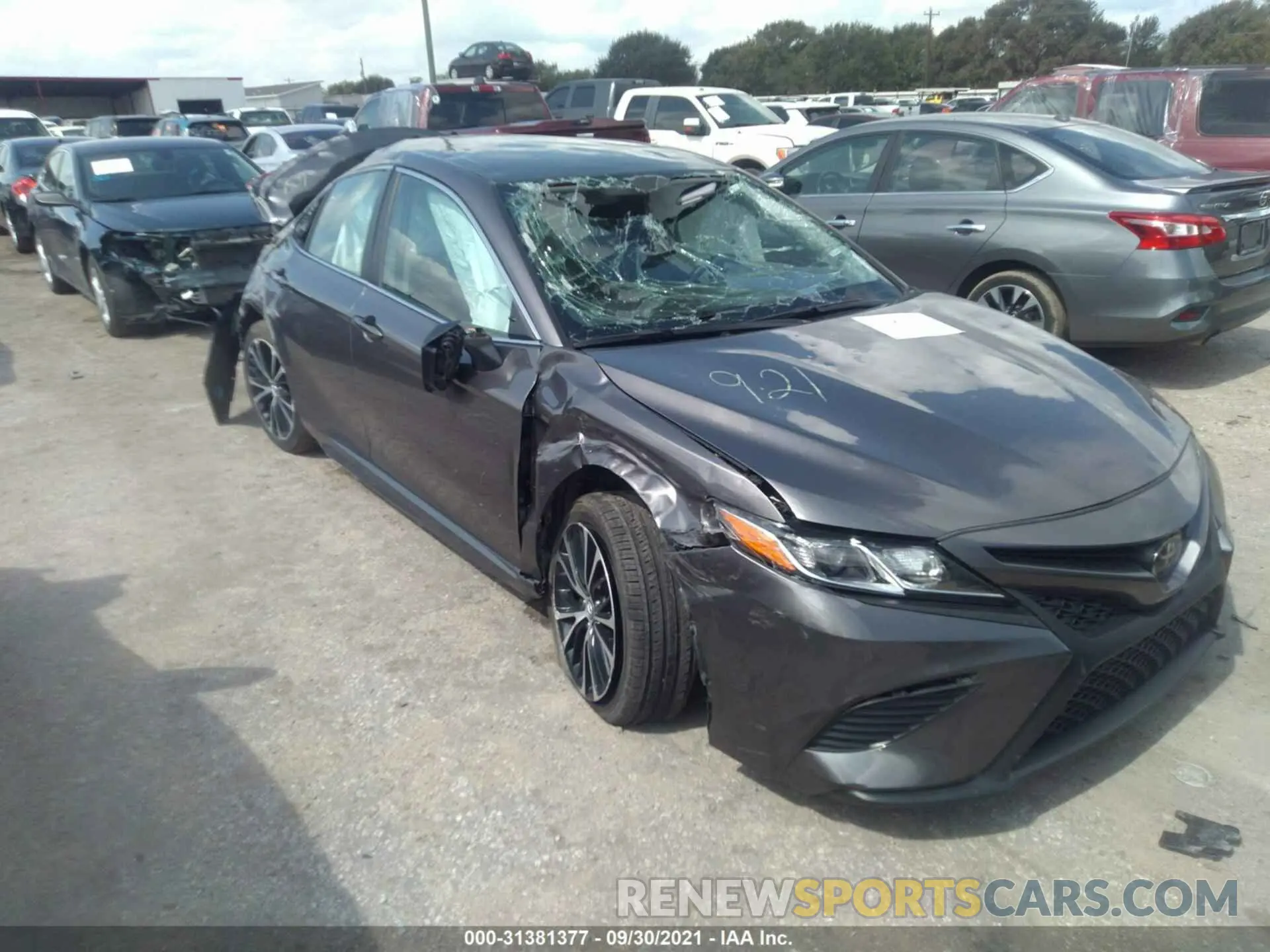 1 fotografías del automóvil dañado 4T1G11AK6LU306646 TOYOTA CAMRY 2020