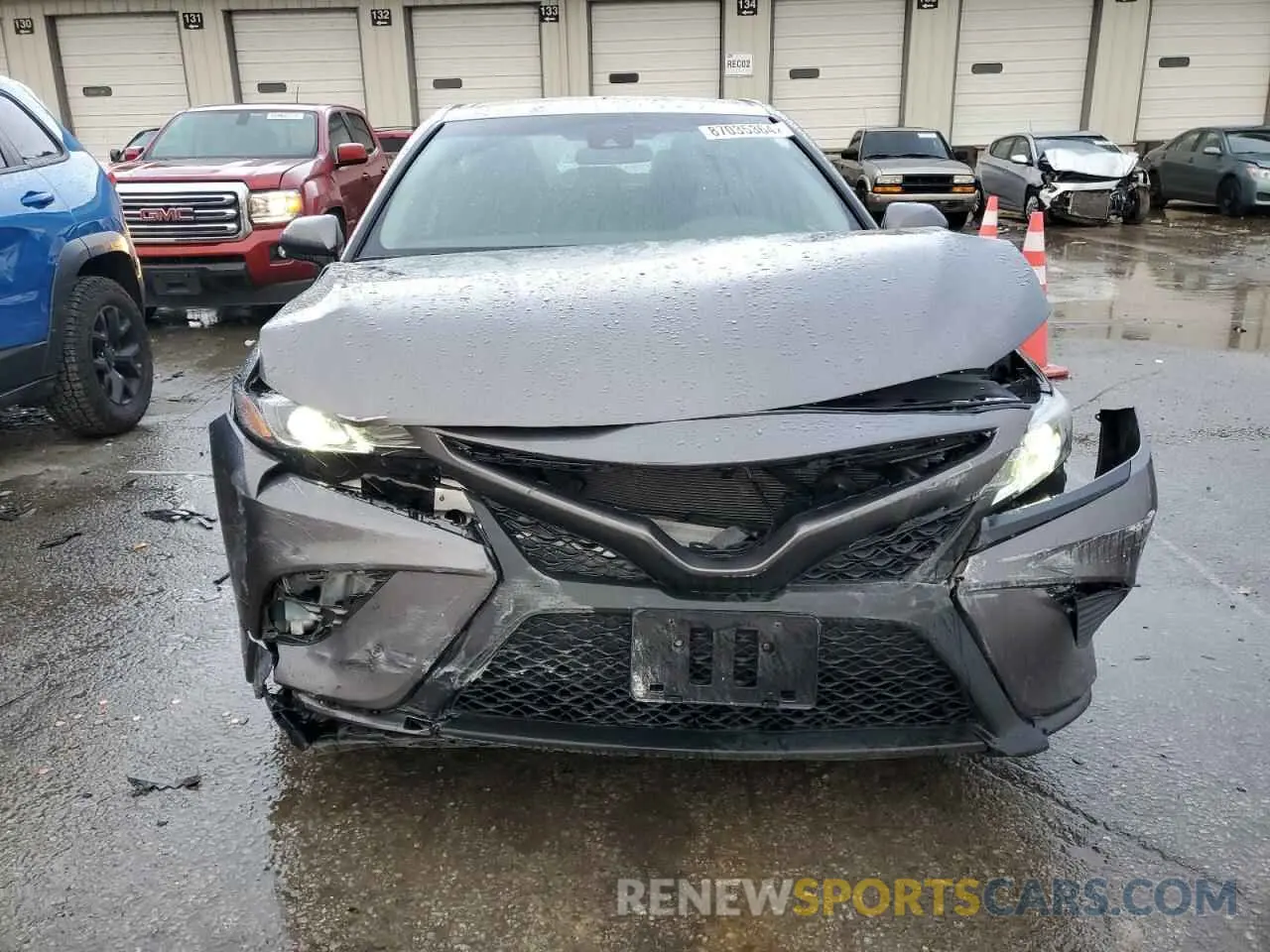5 fotografías del automóvil dañado 4T1G11AK6LU310714 TOYOTA CAMRY 2020