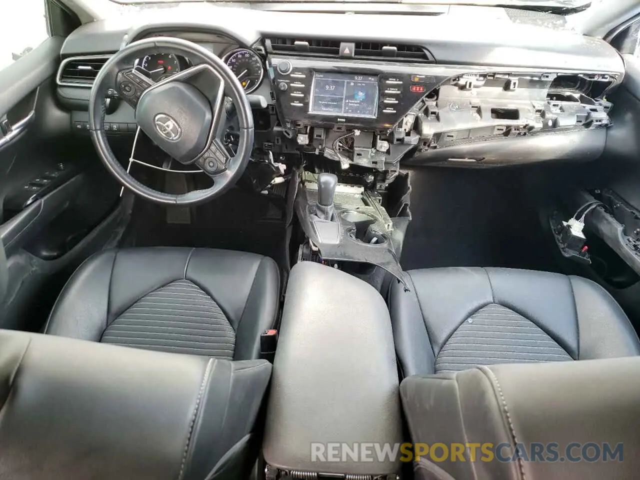 8 fotografías del automóvil dañado 4T1G11AK6LU313063 TOYOTA CAMRY 2020