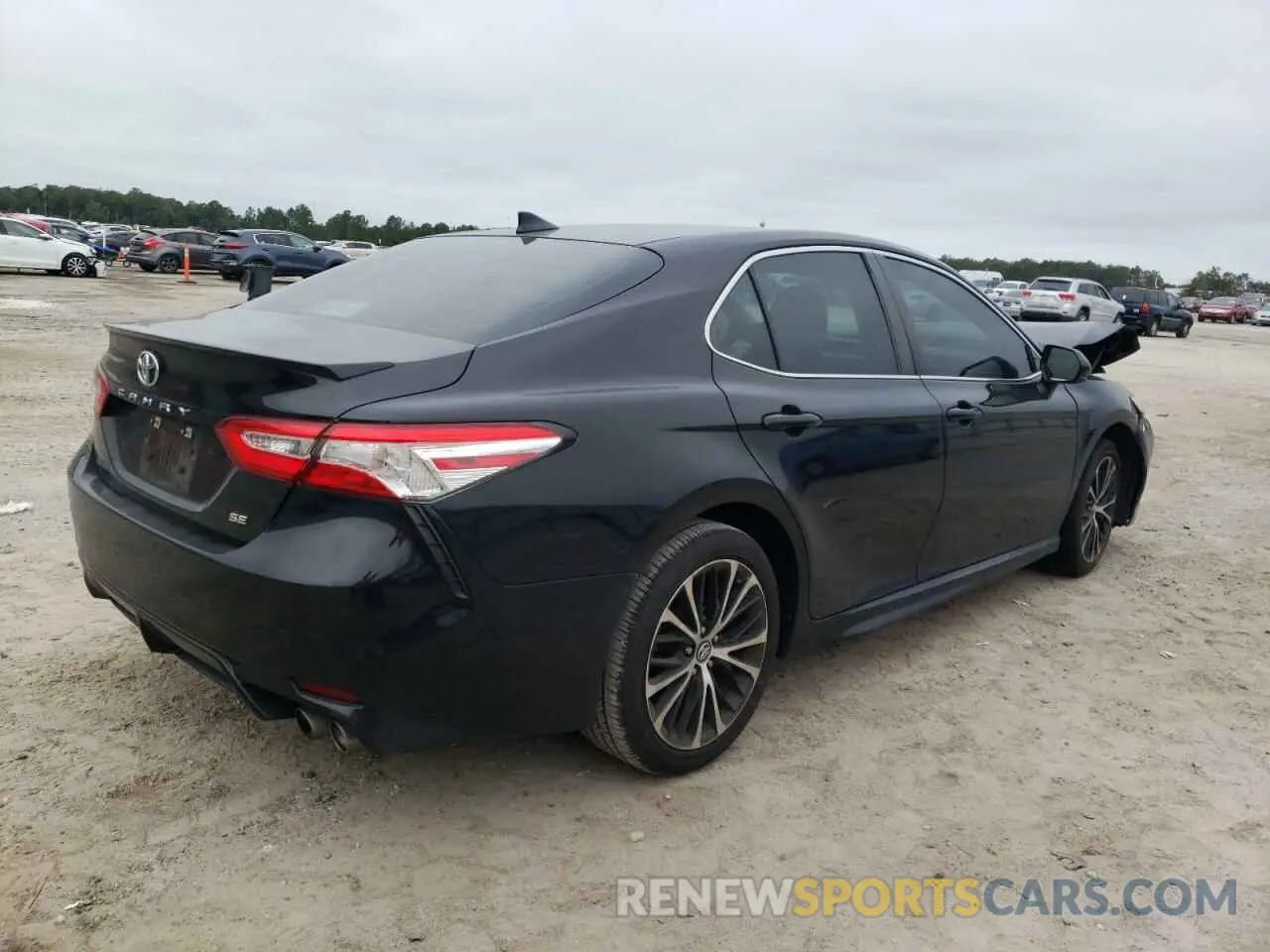 3 fotografías del automóvil dañado 4T1G11AK6LU313905 TOYOTA CAMRY 2020