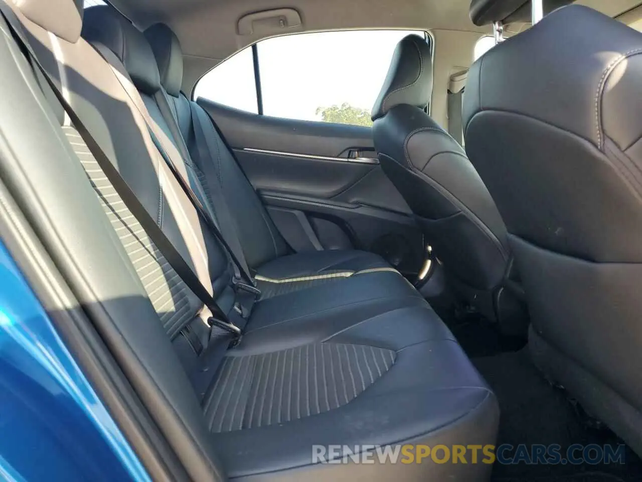10 fotografías del automóvil dañado 4T1G11AK6LU316481 TOYOTA CAMRY 2020