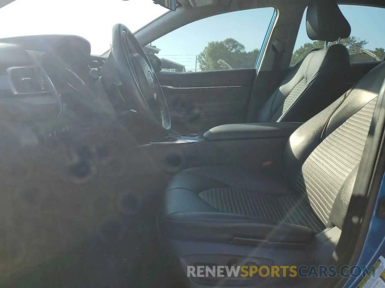 7 fotografías del automóvil dañado 4T1G11AK6LU316481 TOYOTA CAMRY 2020