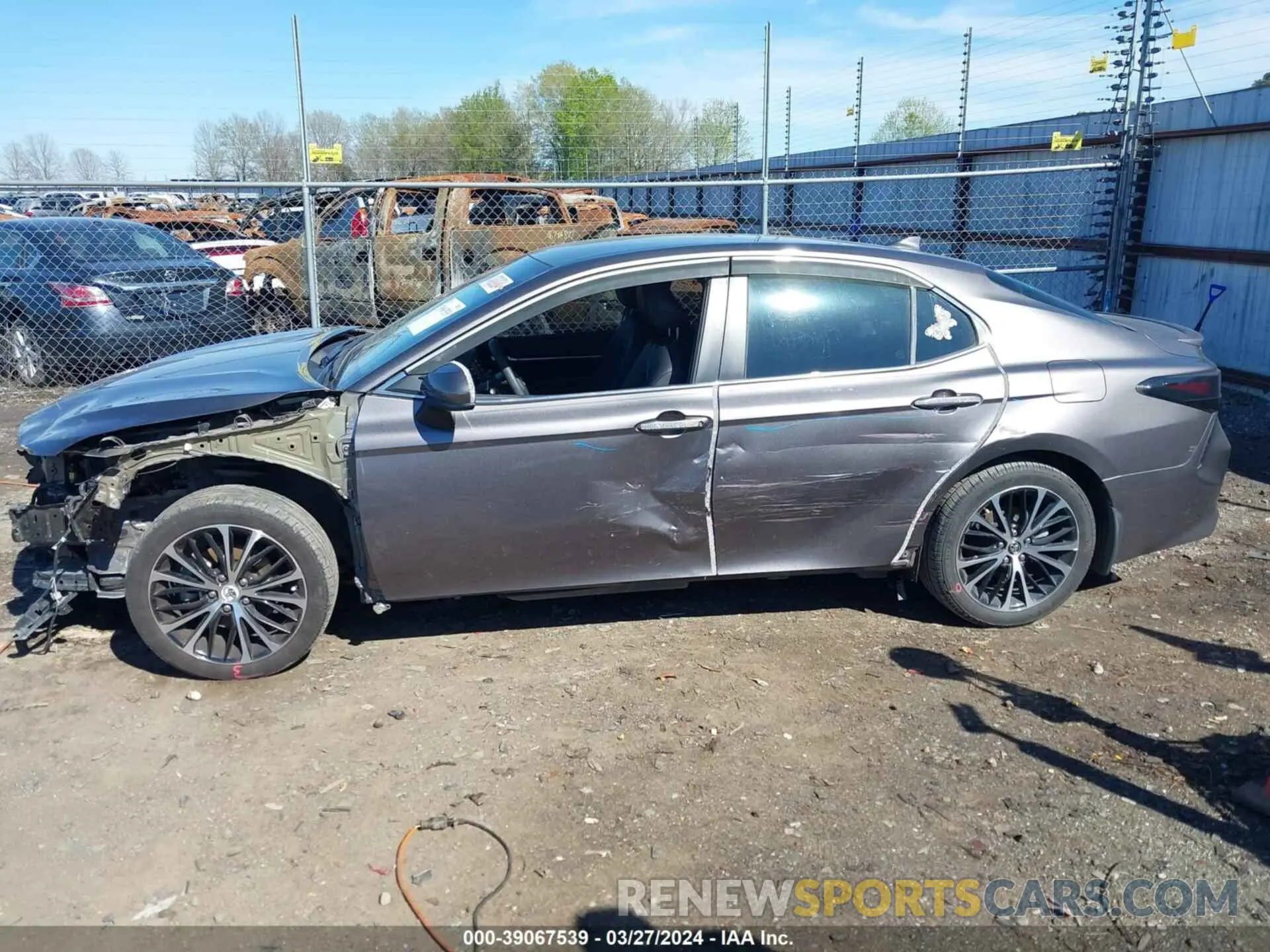 14 fotografías del automóvil dañado 4T1G11AK6LU332650 TOYOTA CAMRY 2020