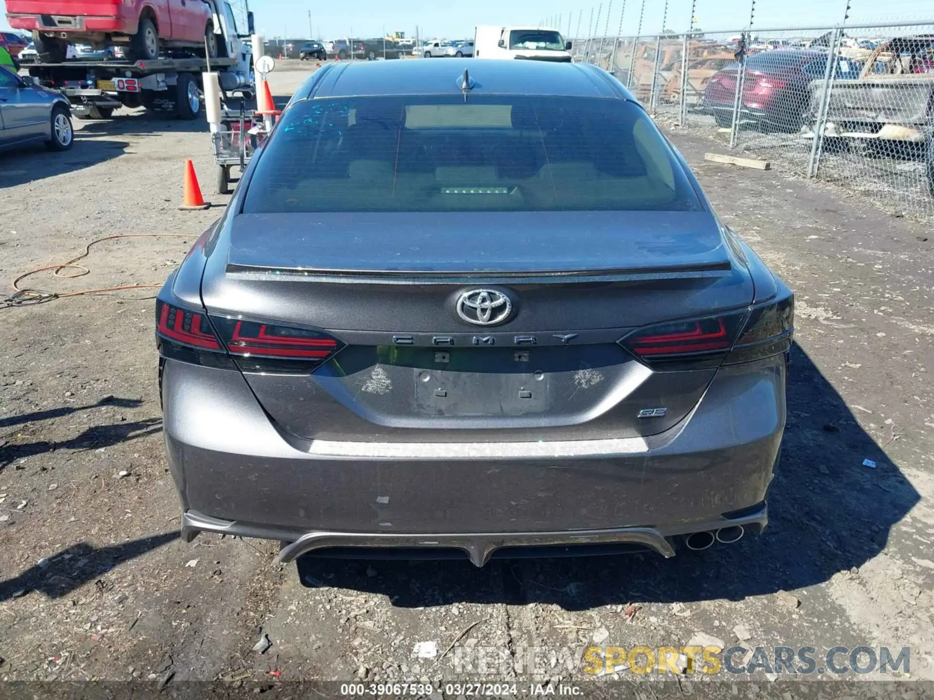 16 fotografías del automóvil dañado 4T1G11AK6LU332650 TOYOTA CAMRY 2020