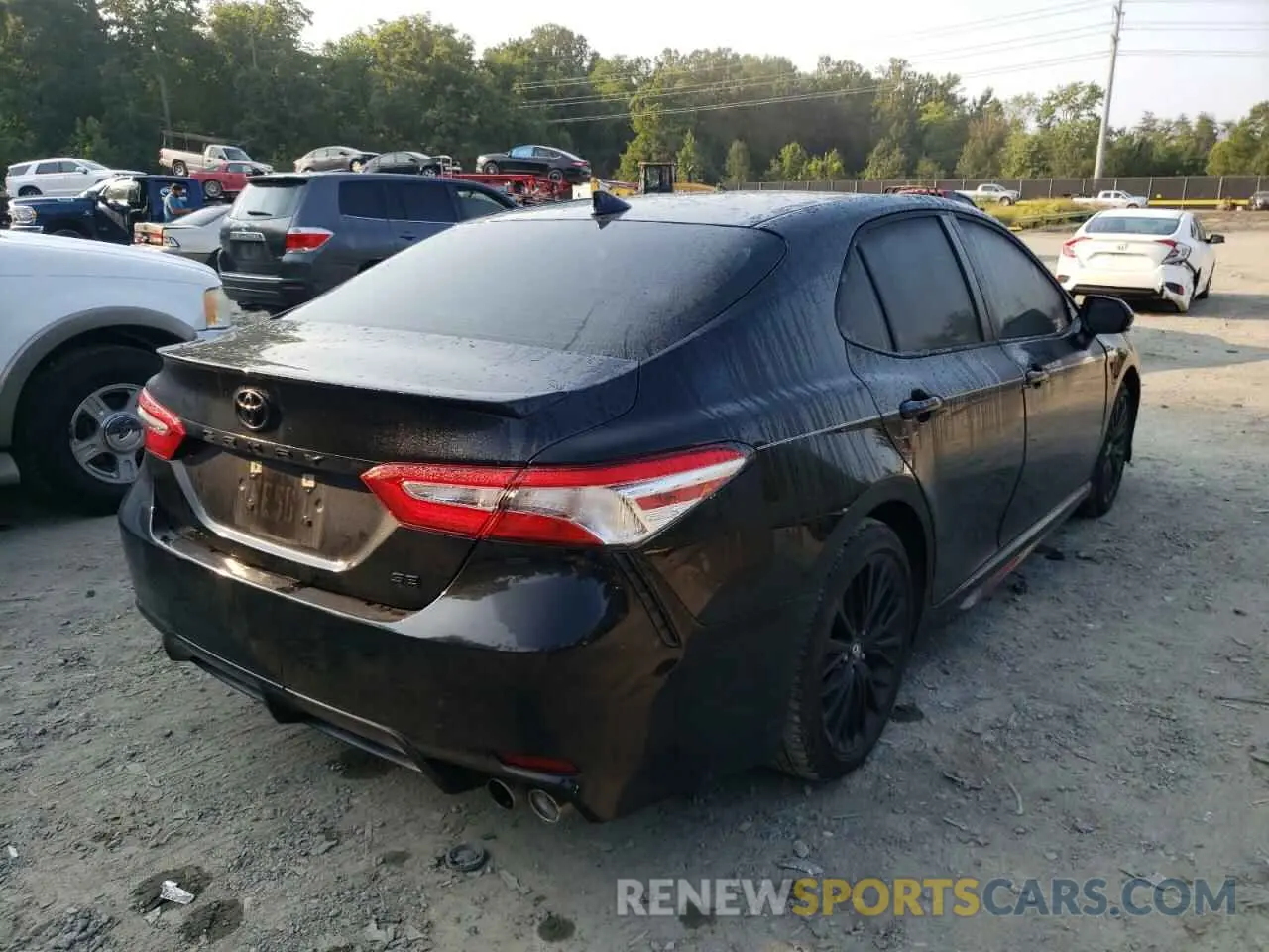 4 fotografías del automóvil dañado 4T1G11AK6LU341011 TOYOTA CAMRY 2020