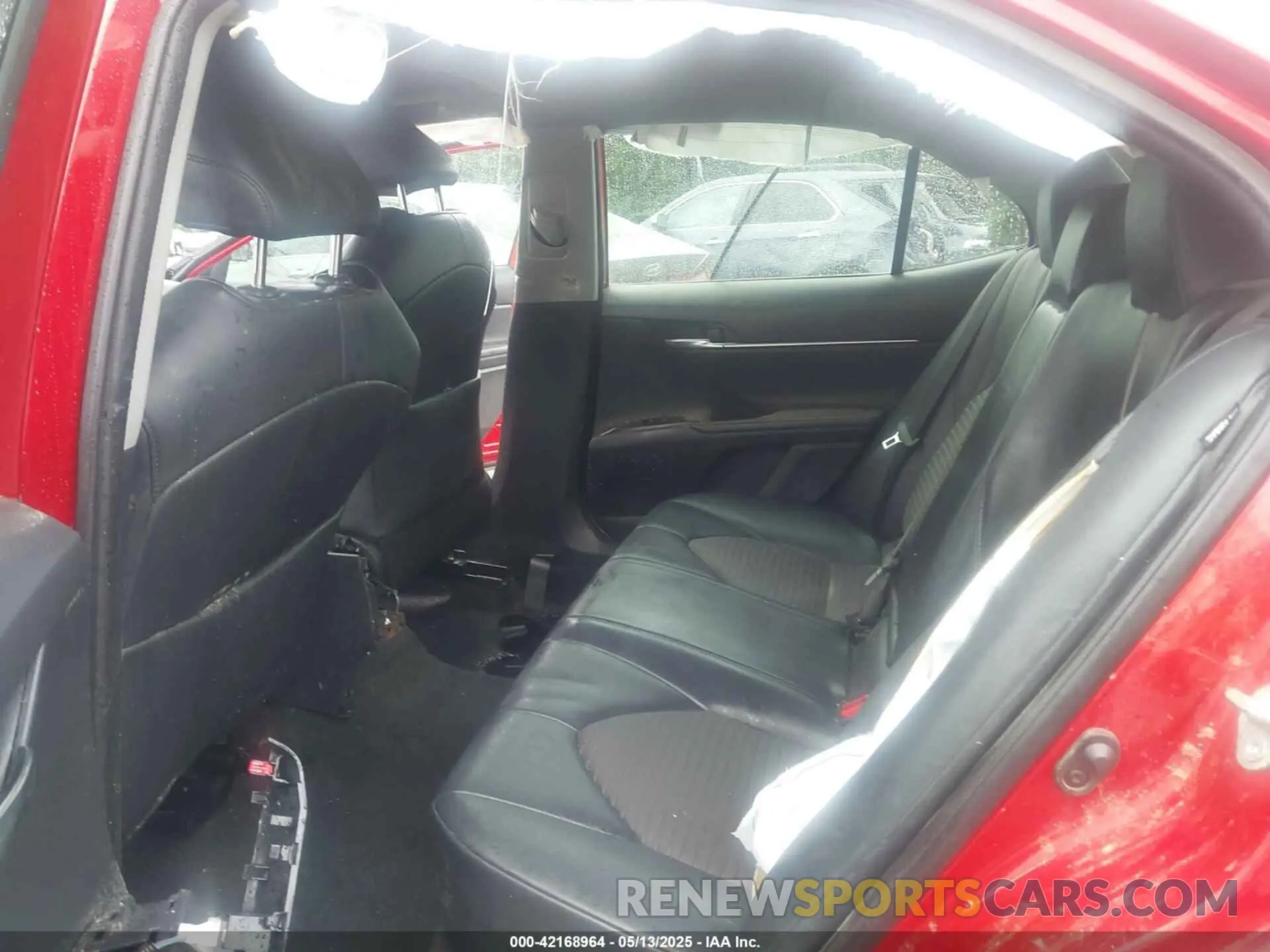 8 fotografías del automóvil dañado 4T1G11AK6LU374400 TOYOTA CAMRY 2020