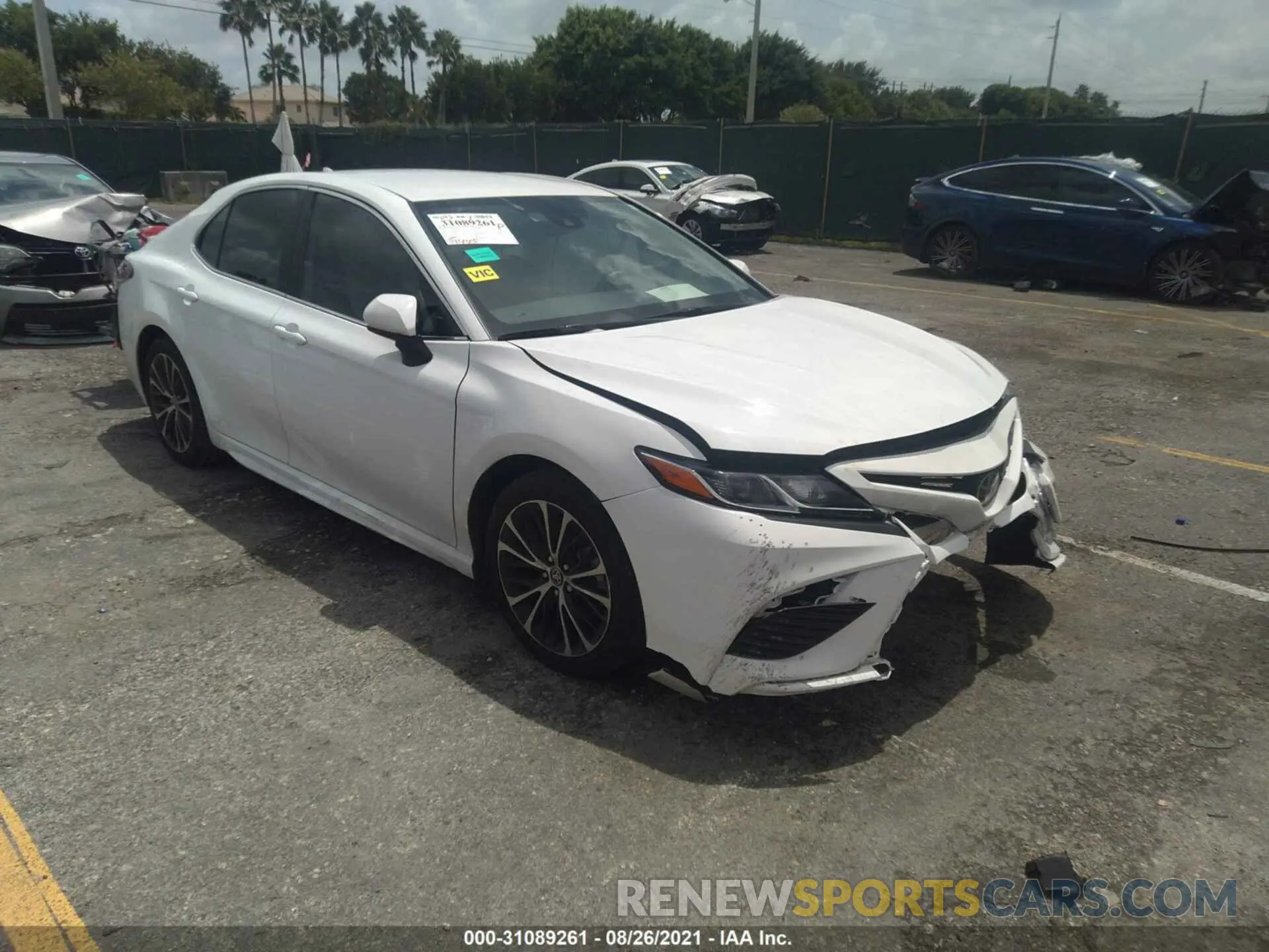 1 fotografías del automóvil dañado 4T1G11AK6LU377670 TOYOTA CAMRY 2020