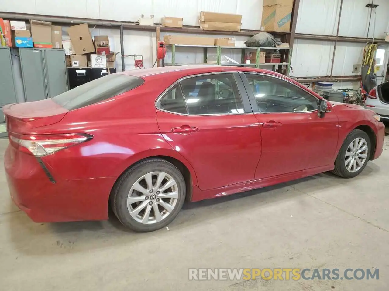 3 fotografías del automóvil dañado 4T1G11AK6LU383419 TOYOTA CAMRY 2020