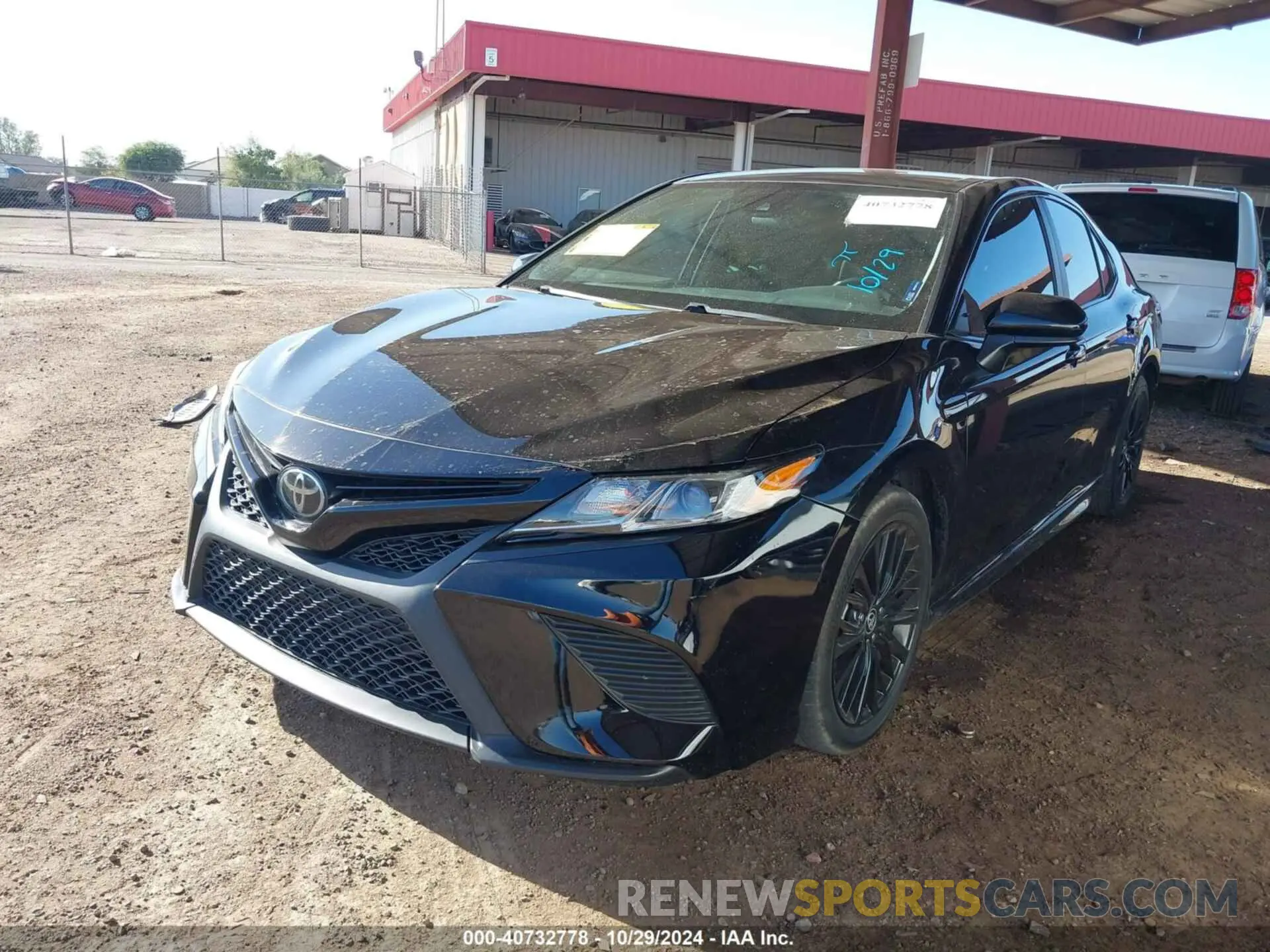 2 fotografías del automóvil dañado 4T1G11AK6LU399328 TOYOTA CAMRY 2020