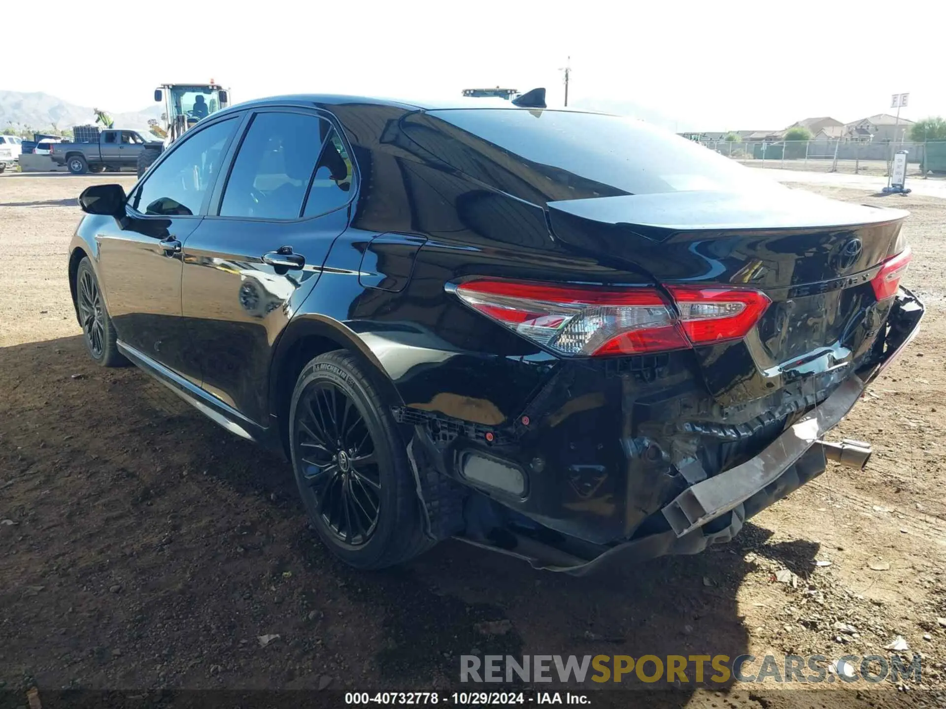 3 fotografías del automóvil dañado 4T1G11AK6LU399328 TOYOTA CAMRY 2020
