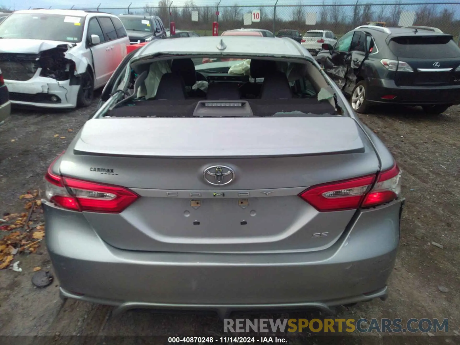 16 fotografías del automóvil dañado 4T1G11AK6LU401076 TOYOTA CAMRY 2020