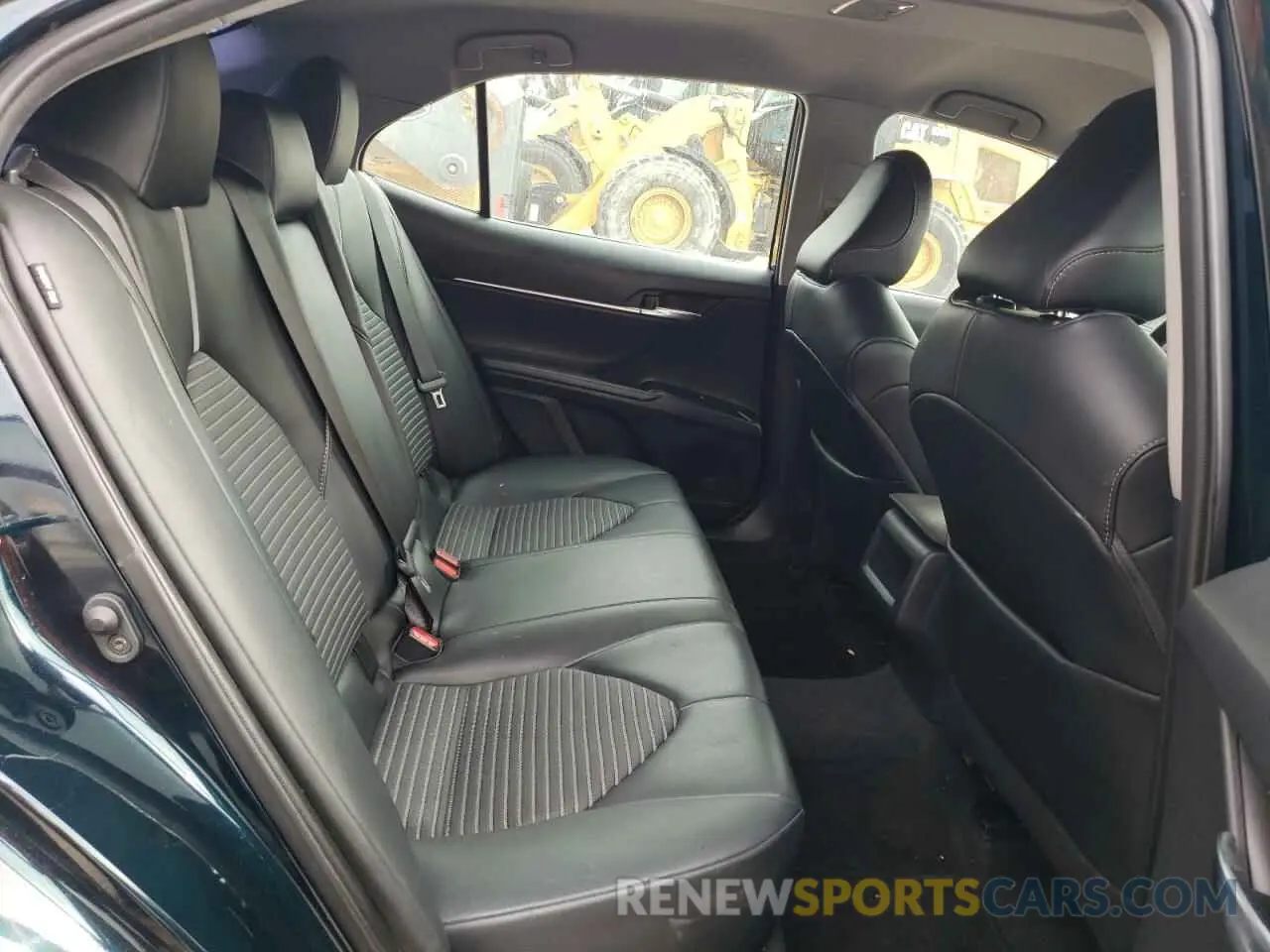 10 fotografías del automóvil dañado 4T1G11AK6LU509794 TOYOTA CAMRY 2020
