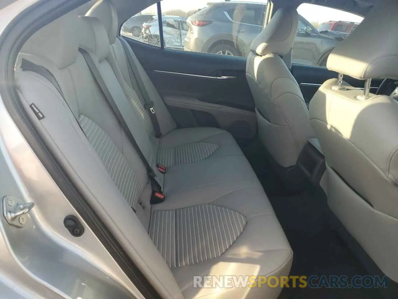 11 fotografías del automóvil dañado 4T1G11AK6LU510492 TOYOTA CAMRY 2020