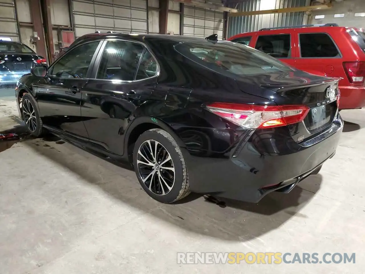 2 fotografías del automóvil dañado 4T1G11AK6LU873178 TOYOTA CAMRY 2020