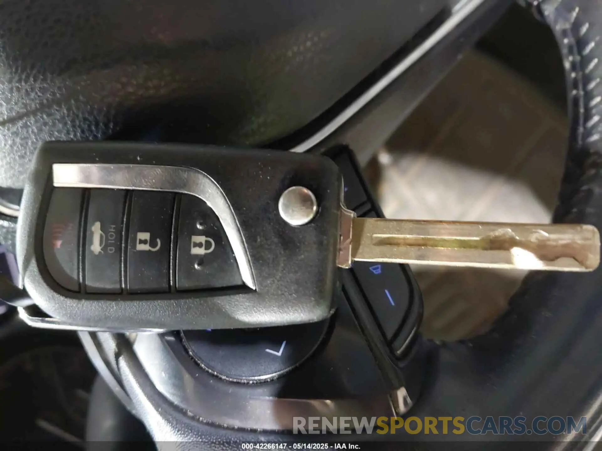 11 fotografías del automóvil dañado 4T1G11AK6LU873925 TOYOTA CAMRY 2020