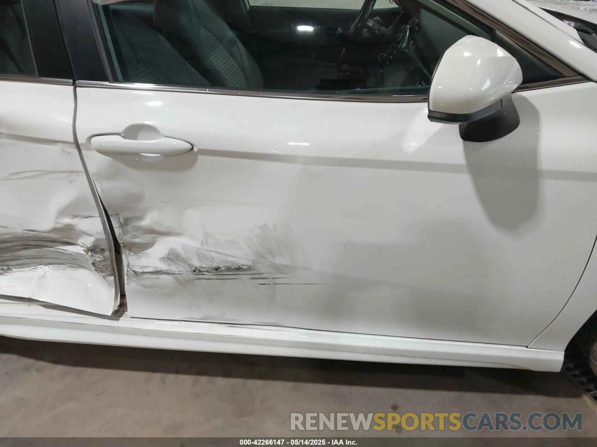 6 fotografías del automóvil dañado 4T1G11AK6LU873925 TOYOTA CAMRY 2020