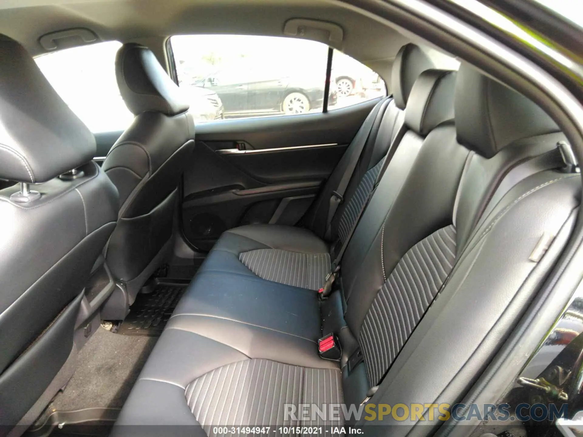8 fotografías del automóvil dañado 4T1G11AK6LU881989 TOYOTA CAMRY 2020
