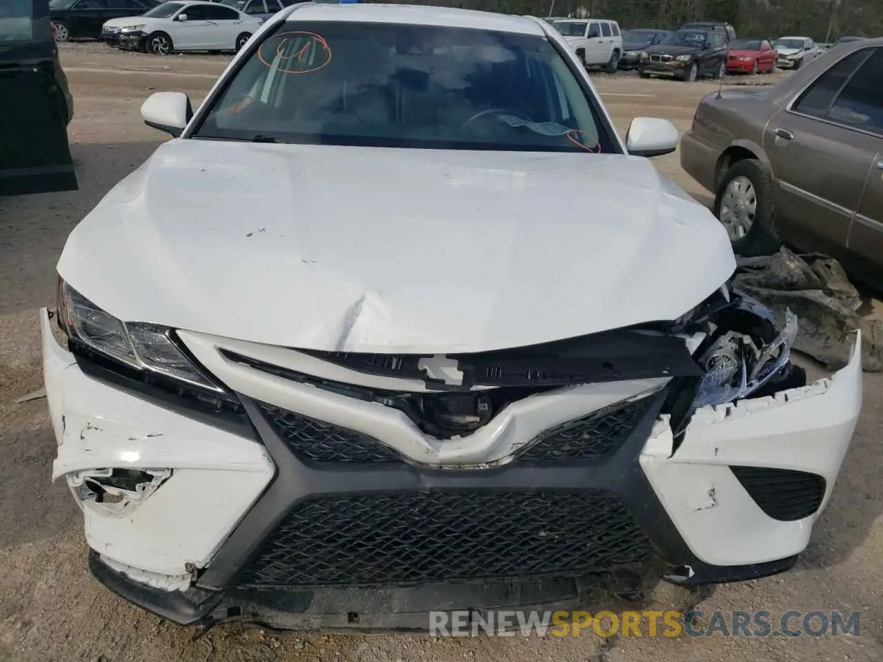 9 fotografías del automóvil dañado 4T1G11AK6LU890286 TOYOTA CAMRY 2020