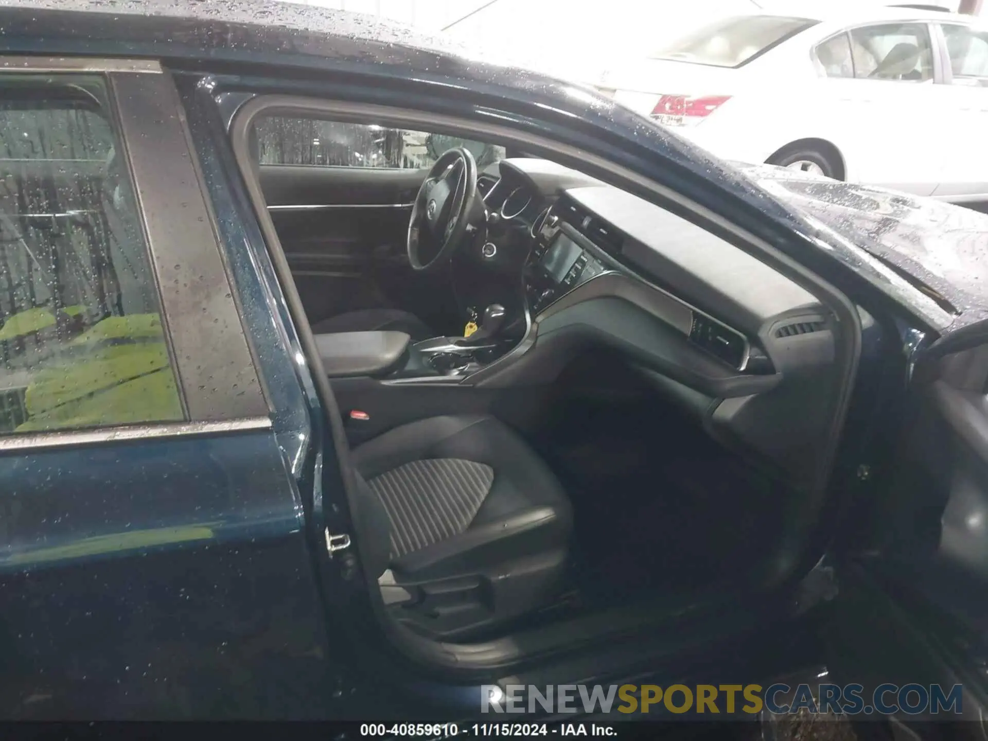 5 fotografías del automóvil dañado 4T1G11AK6LU898243 TOYOTA CAMRY 2020