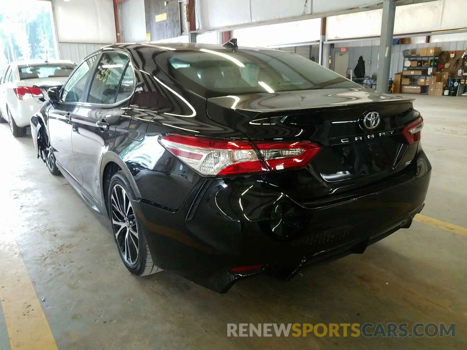 3 fotografías del automóvil dañado 4T1G11AK6LU940734 TOYOTA CAMRY 2020