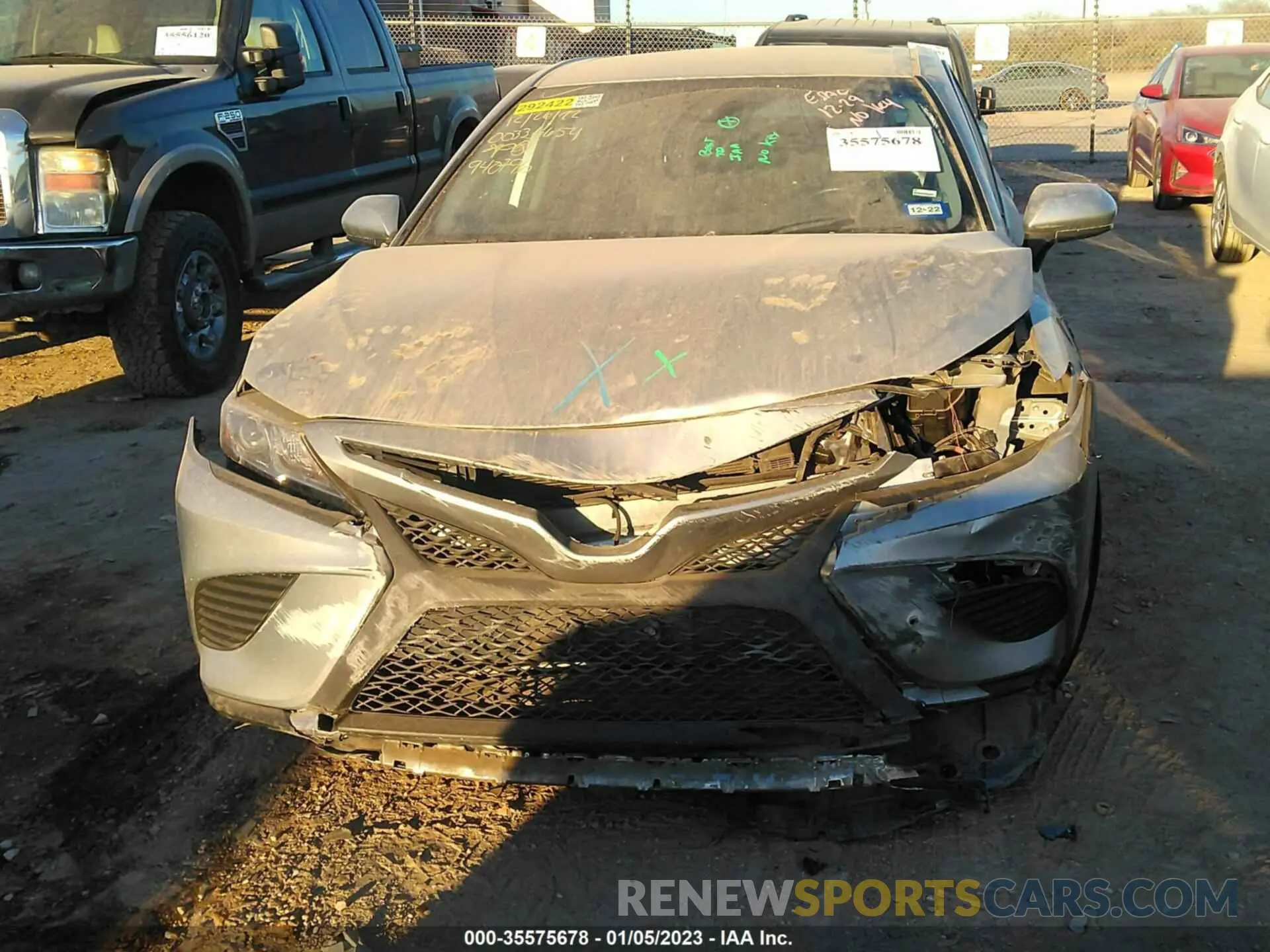 6 fotografías del automóvil dañado 4T1G11AK6LU940796 TOYOTA CAMRY 2020