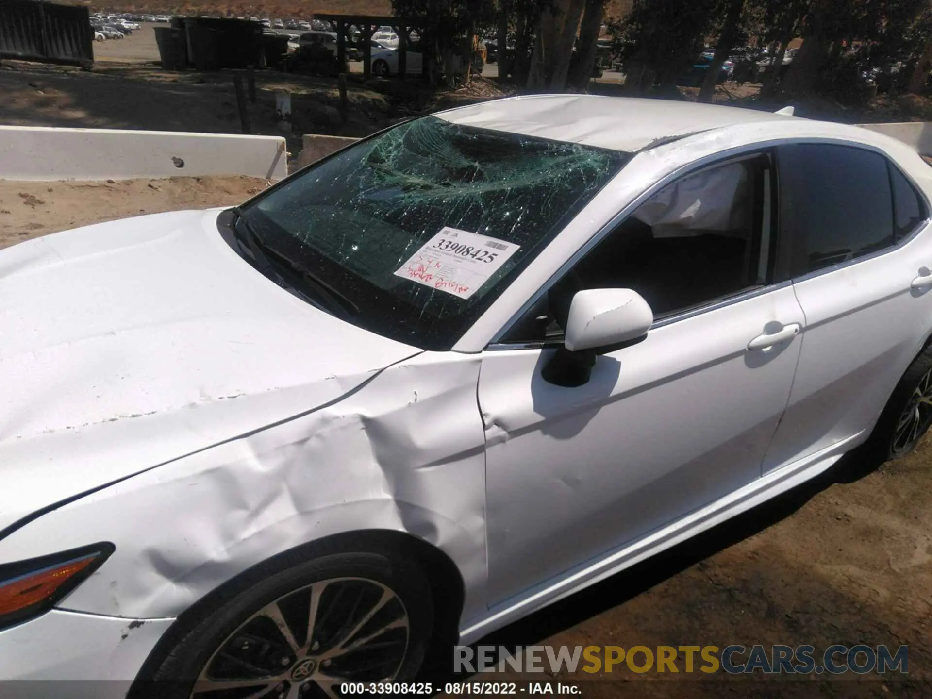 6 fotografías del automóvil dañado 4T1G11AK6LU949014 TOYOTA CAMRY 2020