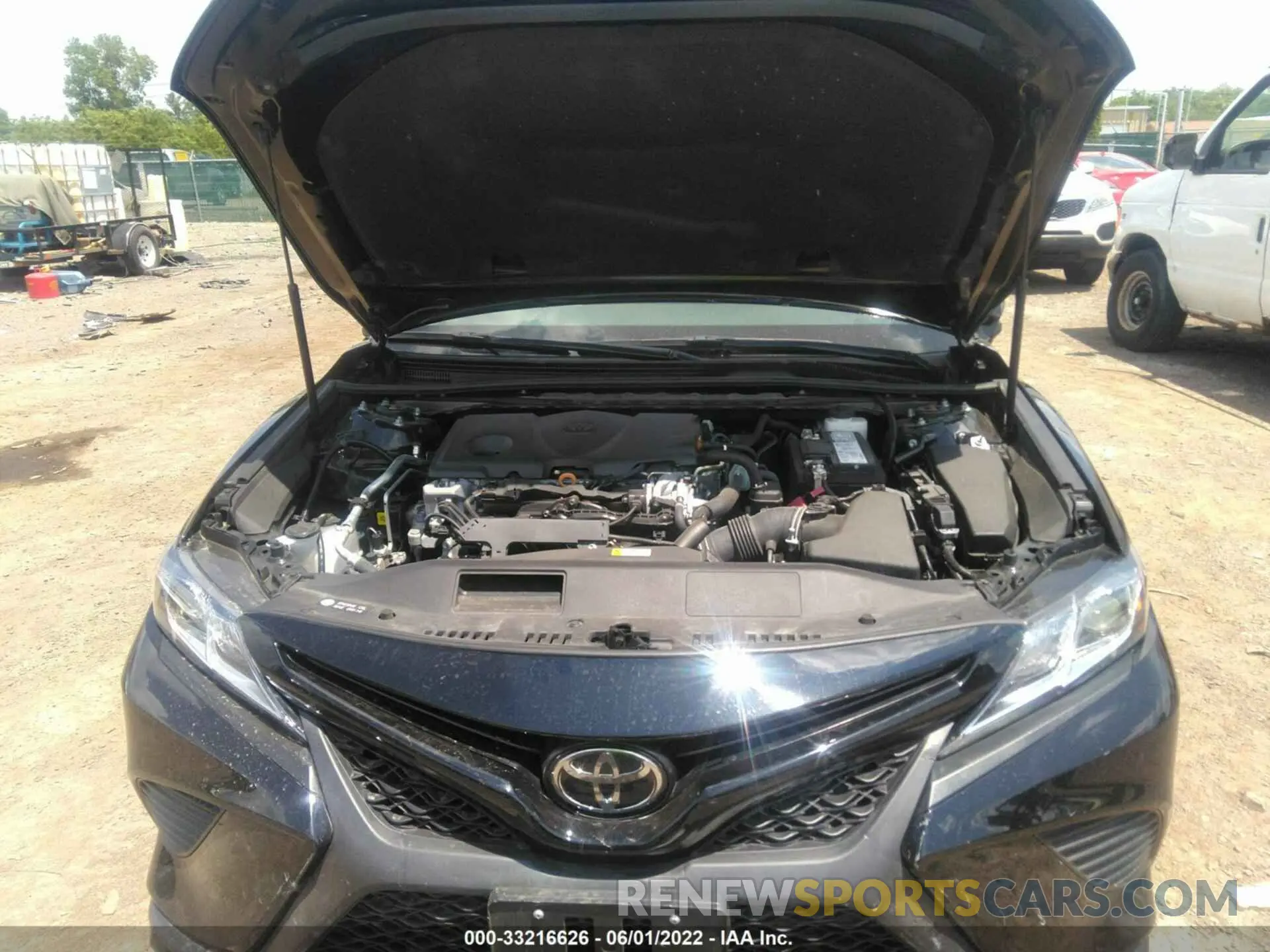 10 fotografías del automóvil dañado 4T1G11AK6LU951488 TOYOTA CAMRY 2020