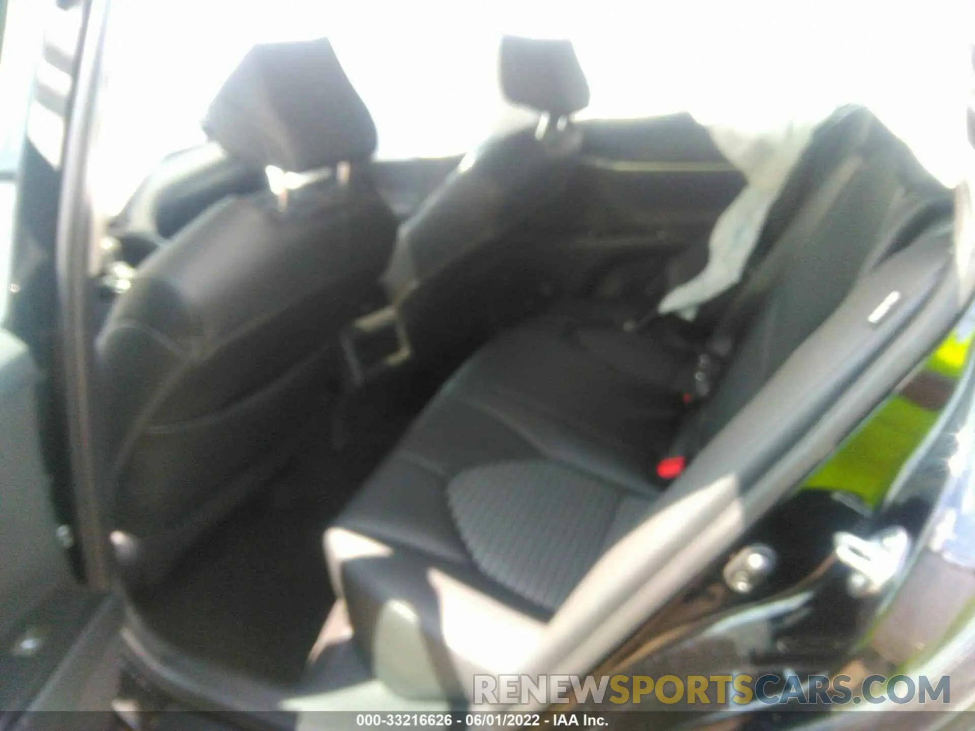 8 fotografías del automóvil dañado 4T1G11AK6LU951488 TOYOTA CAMRY 2020