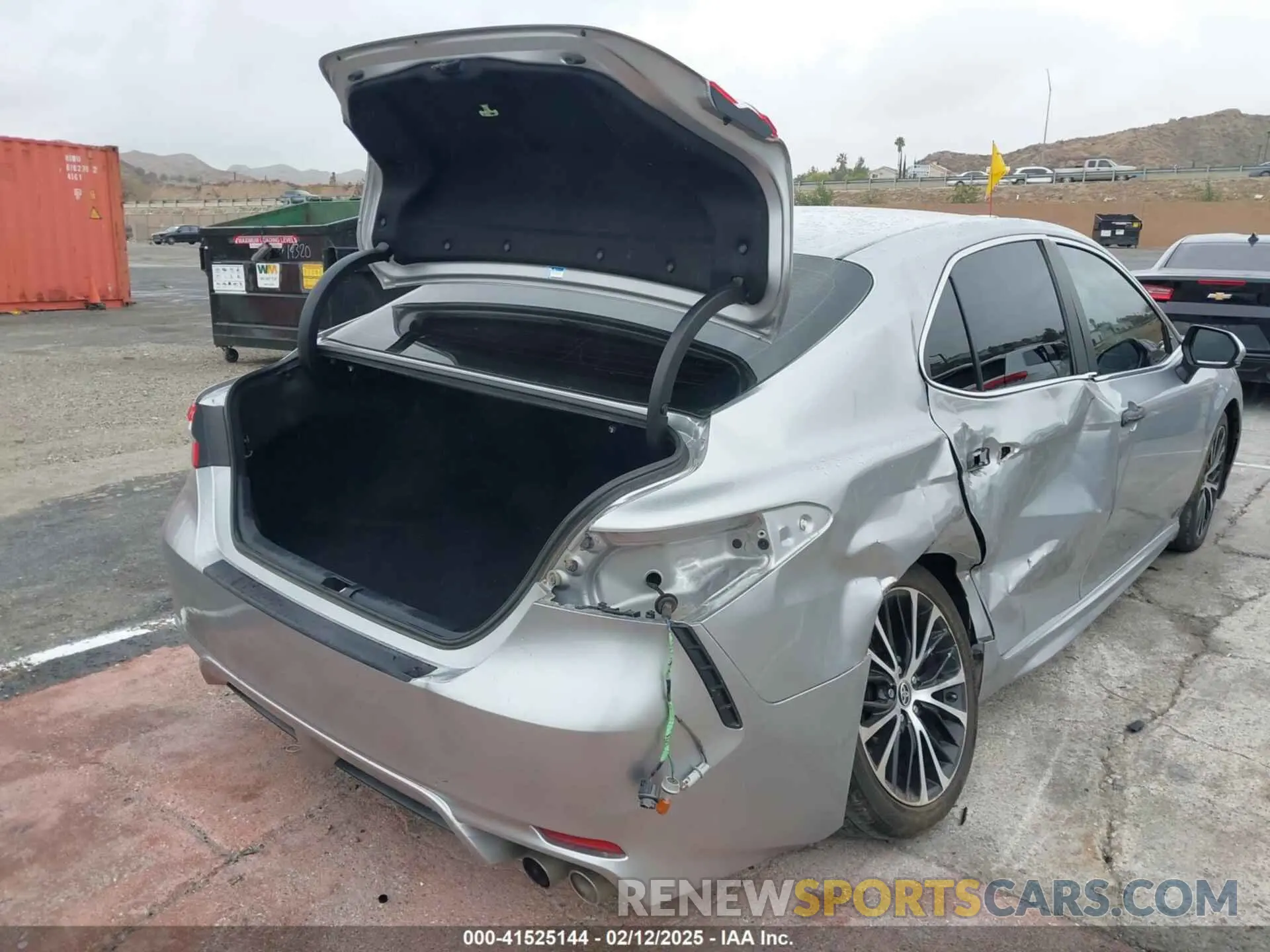 18 fotografías del automóvil dañado 4T1G11AK6LU974558 TOYOTA CAMRY 2020