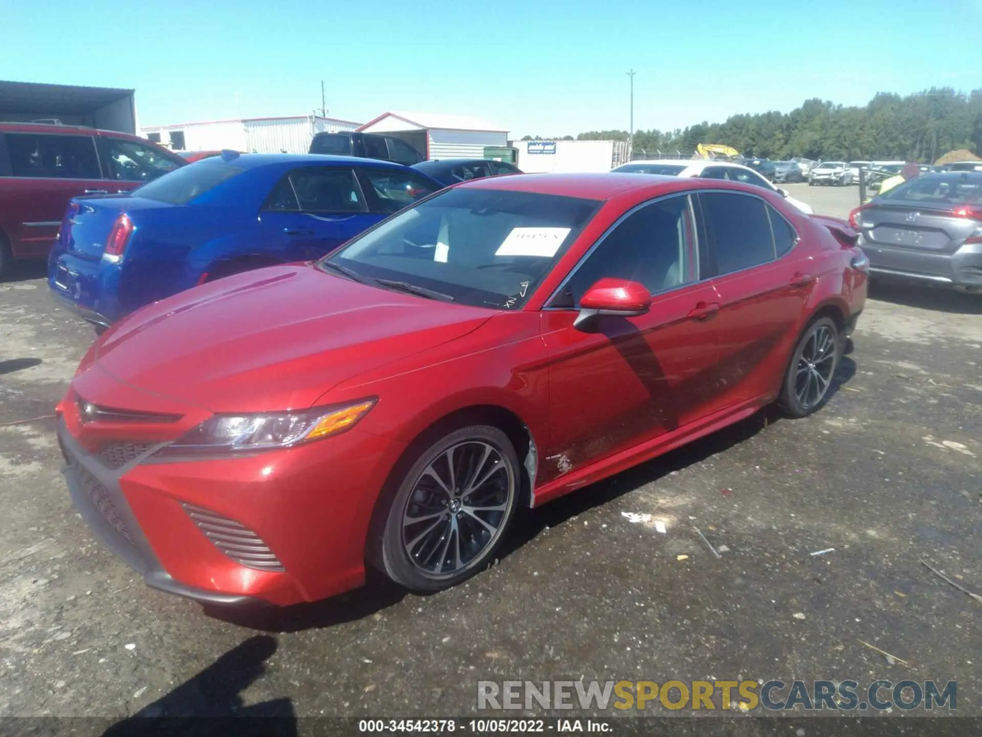 2 fotografías del automóvil dañado 4T1G11AK7LU305621 TOYOTA CAMRY 2020