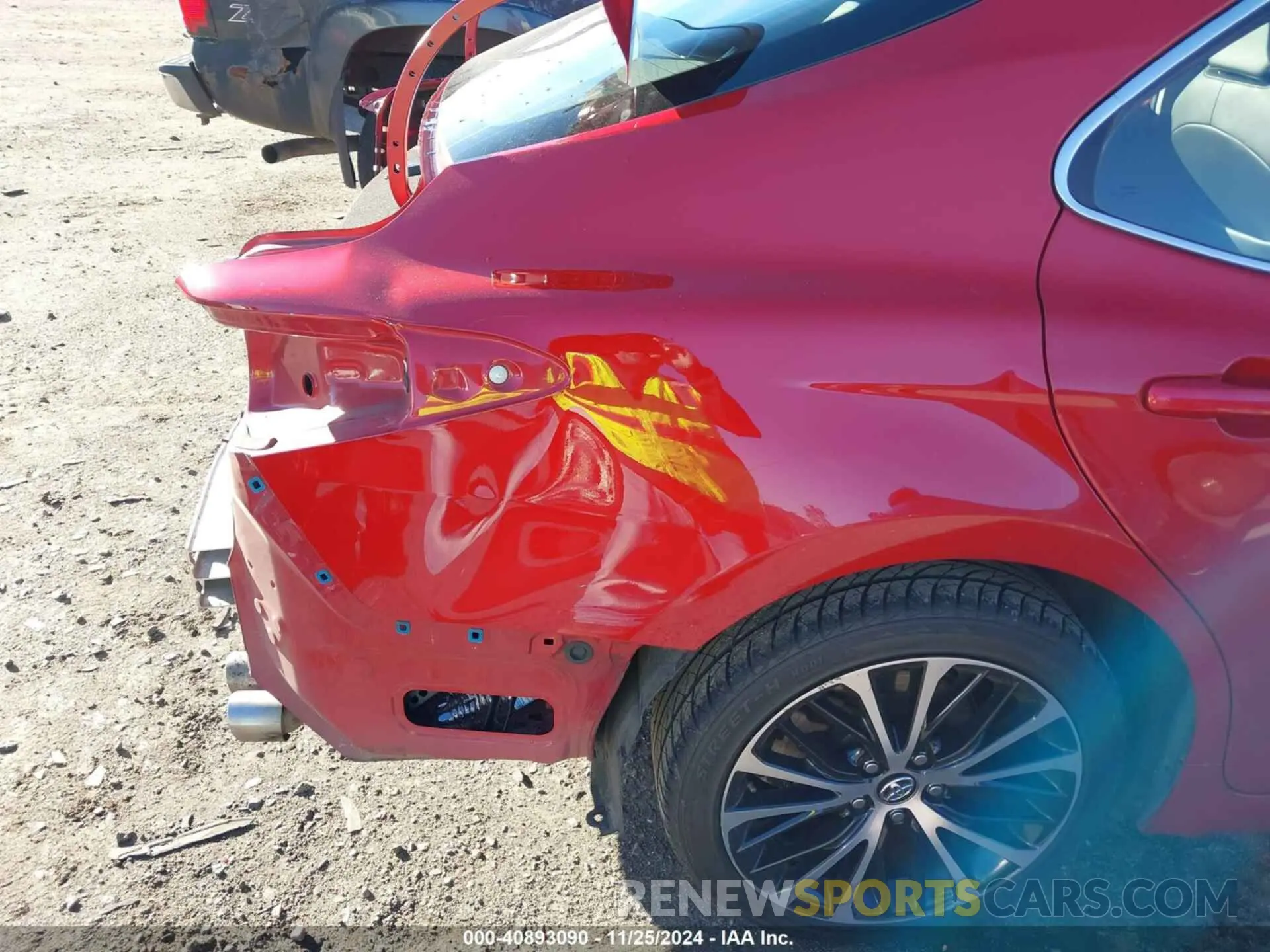 19 fotografías del automóvil dañado 4T1G11AK7LU305991 TOYOTA CAMRY 2020