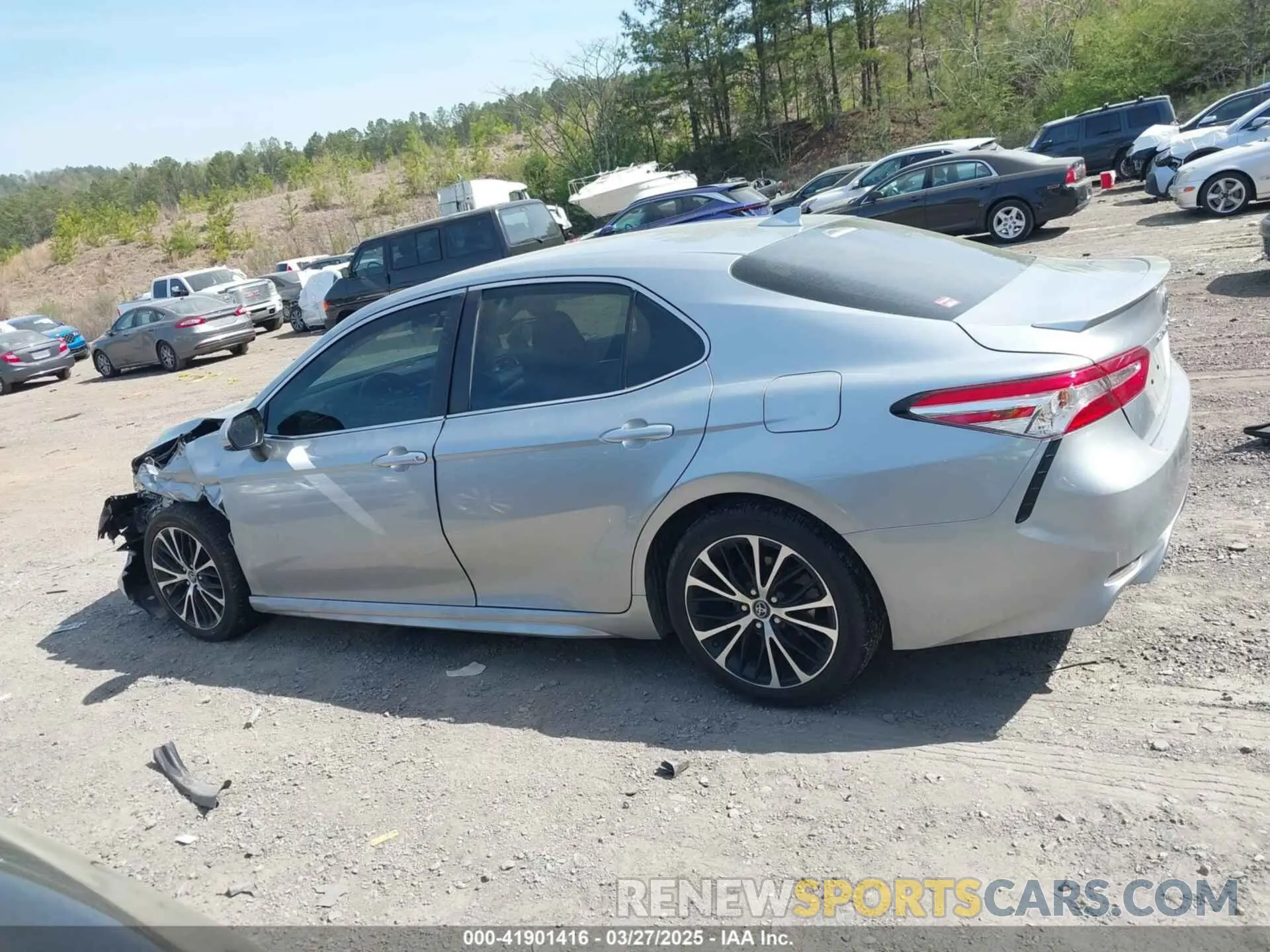 14 fotografías del automóvil dañado 4T1G11AK7LU306493 TOYOTA CAMRY 2020