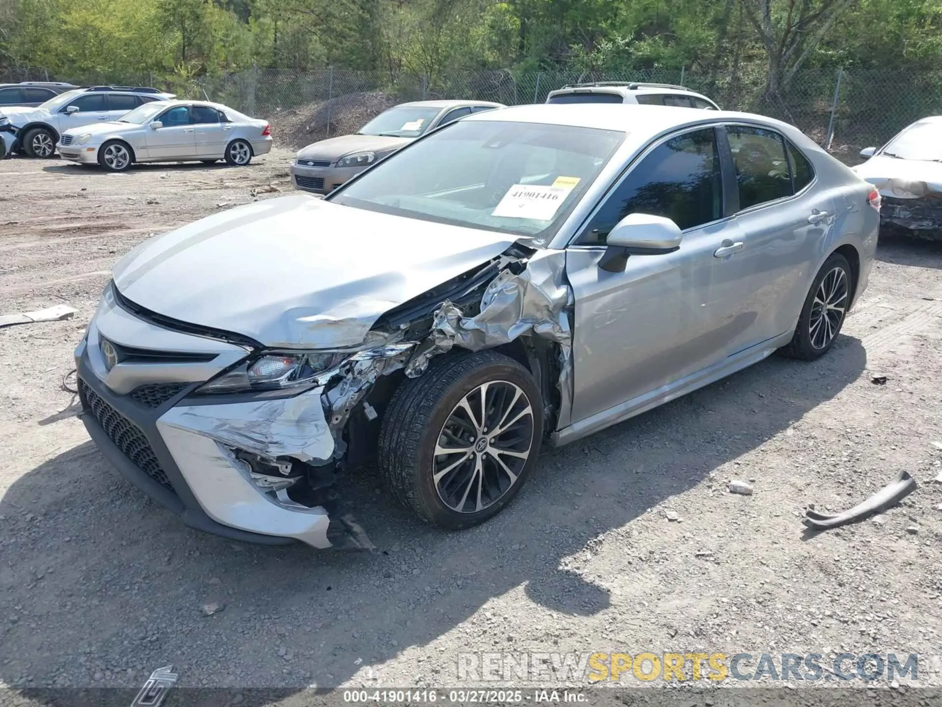 2 fotografías del automóvil dañado 4T1G11AK7LU306493 TOYOTA CAMRY 2020