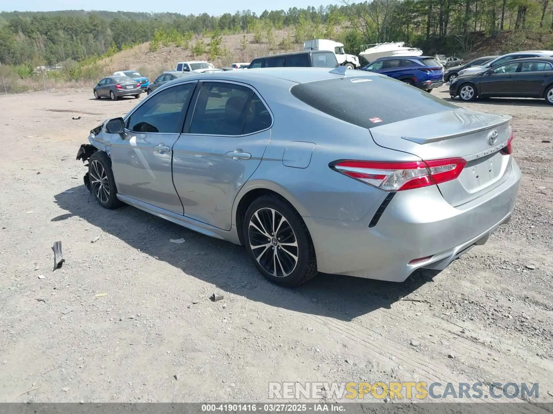 3 fotografías del automóvil dañado 4T1G11AK7LU306493 TOYOTA CAMRY 2020