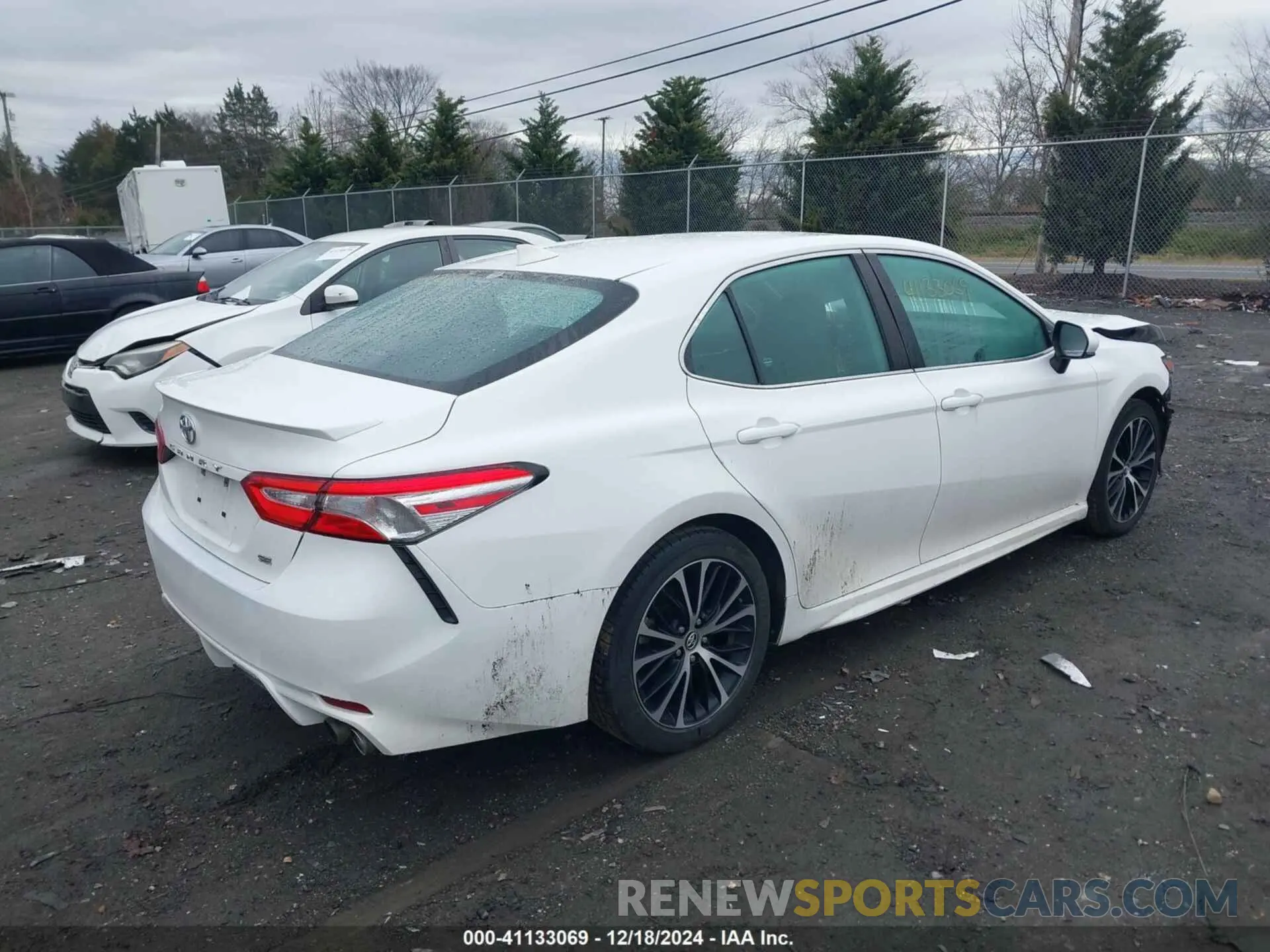 4 fotografías del automóvil dañado 4T1G11AK7LU333340 TOYOTA CAMRY 2020