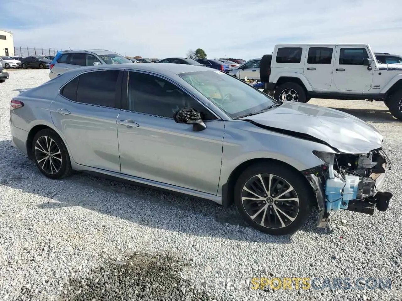 4 fotografías del automóvil dañado 4T1G11AK7LU346024 TOYOTA CAMRY 2020