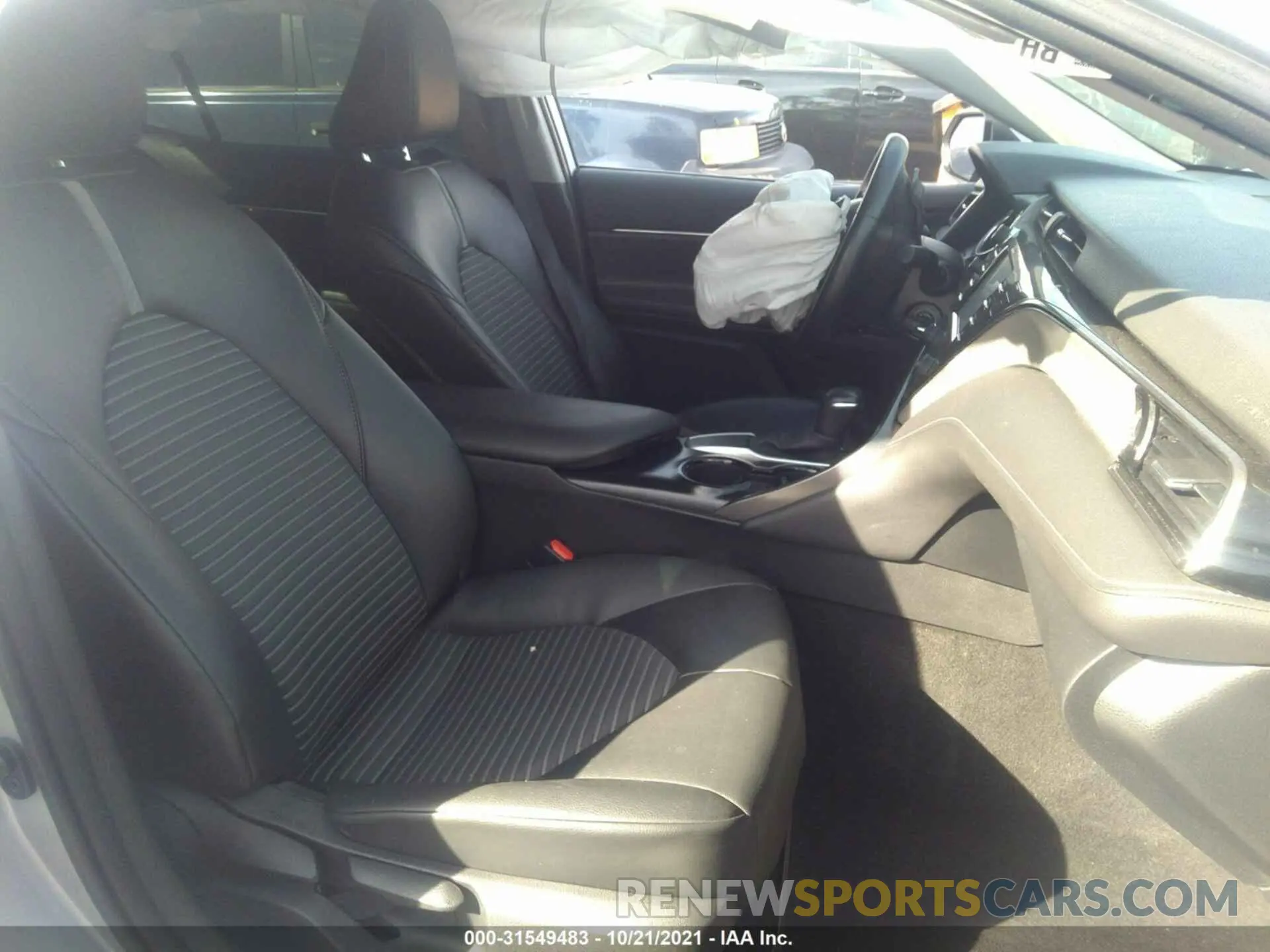 5 fotografías del automóvil dañado 4T1G11AK7LU356505 TOYOTA CAMRY 2020