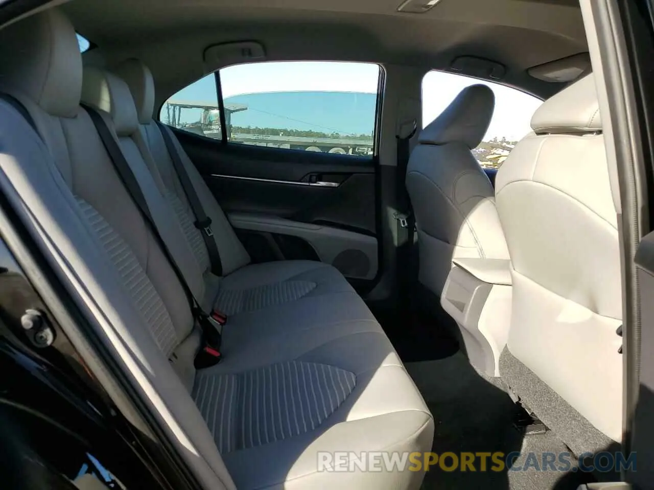 11 fotografías del automóvil dañado 4T1G11AK7LU370985 TOYOTA CAMRY 2020